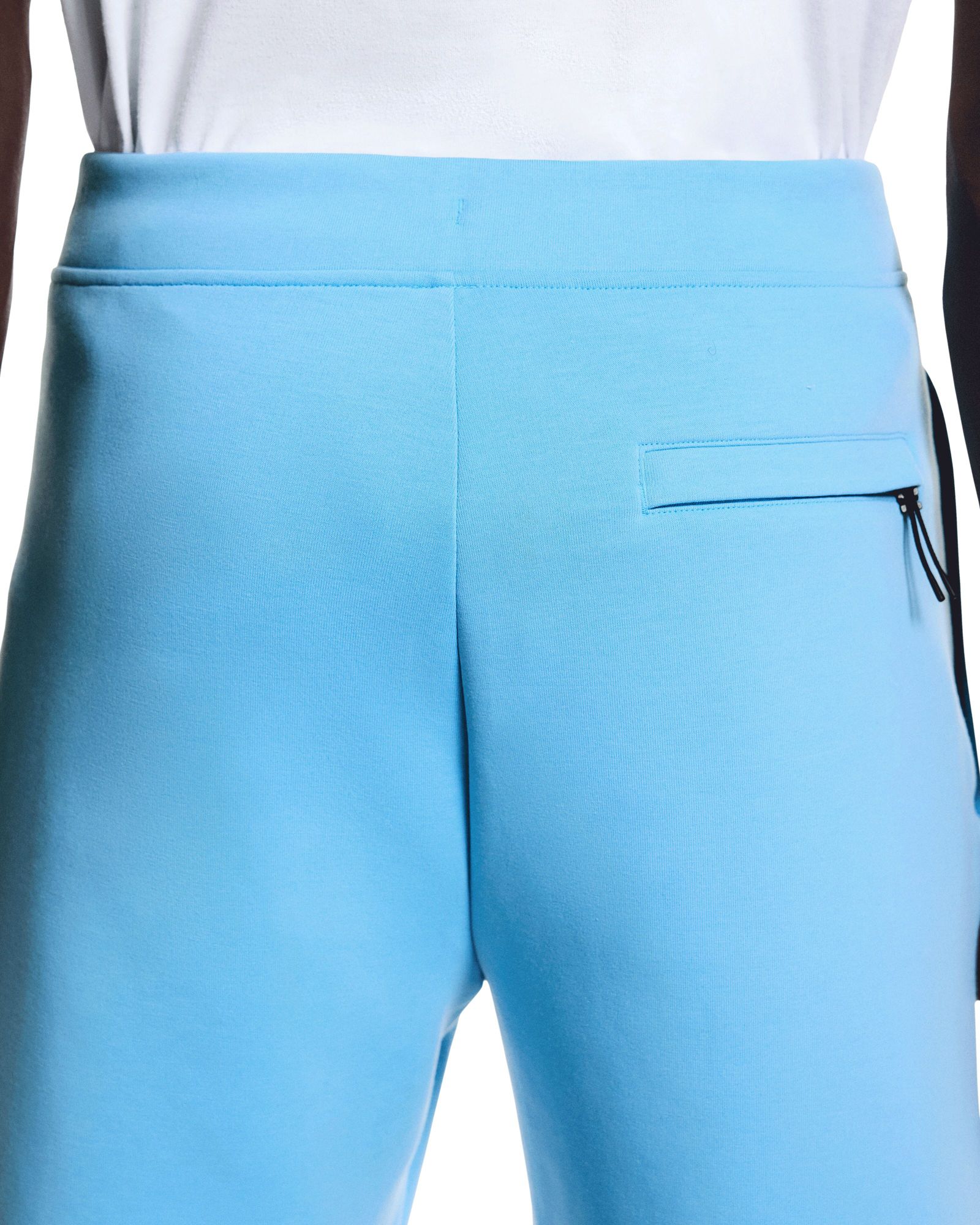 On Men's Focus Tech Sweatpants product image