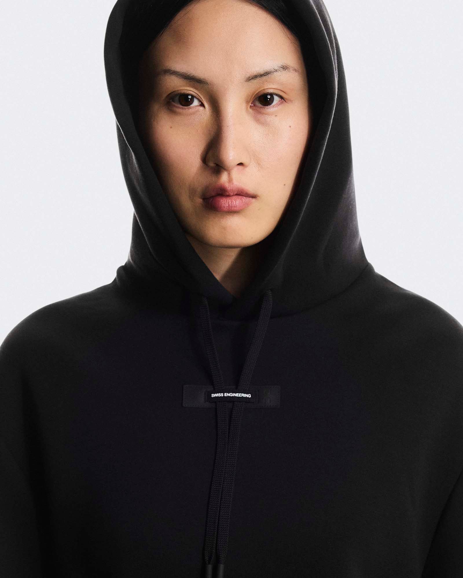 On Women's Focus Tech Hoodie product image