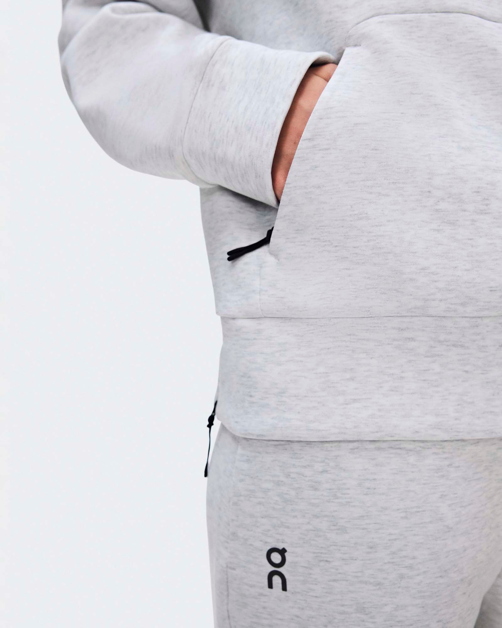 On Women's Focus Tech Hoodie product image