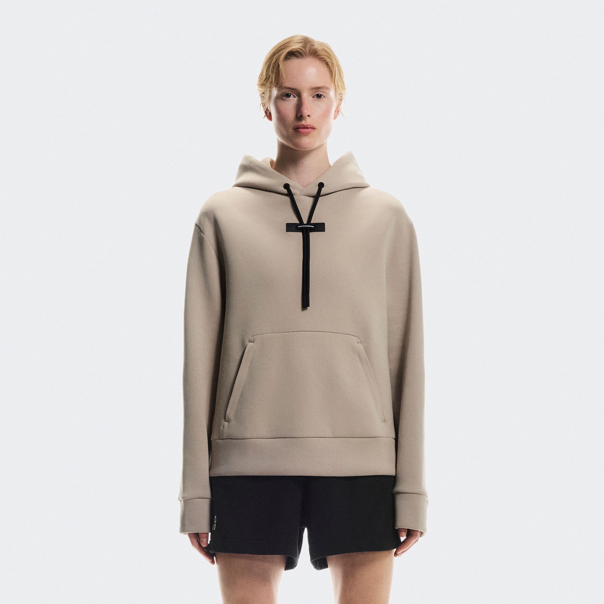 On Women's Focus Tech Hoodie product image