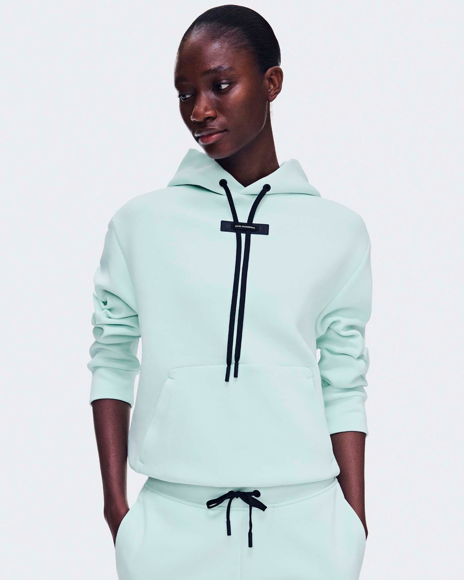 On Women's Focus Tech Hoodie product image