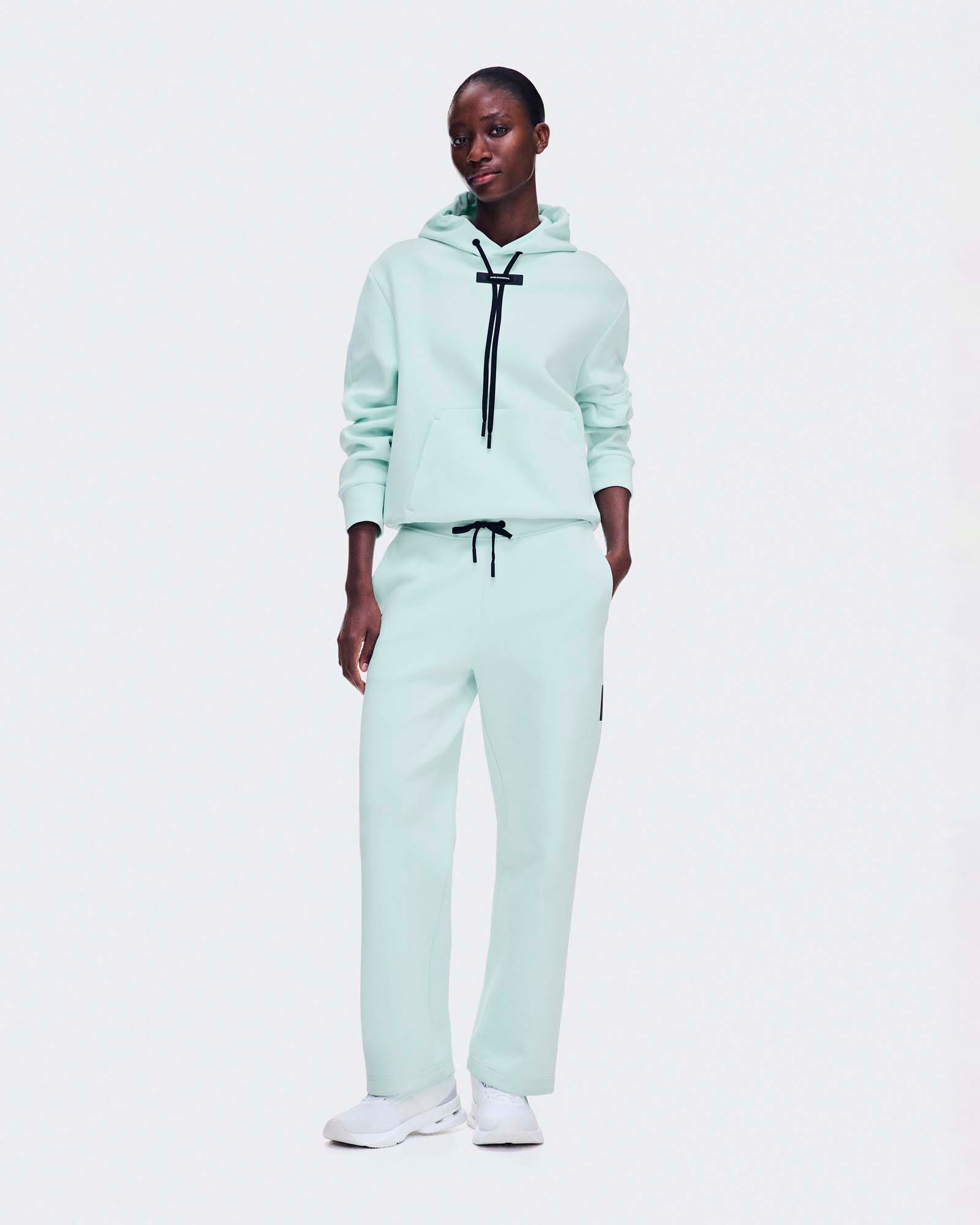 On Women's Focus Tech Hoodie product image
