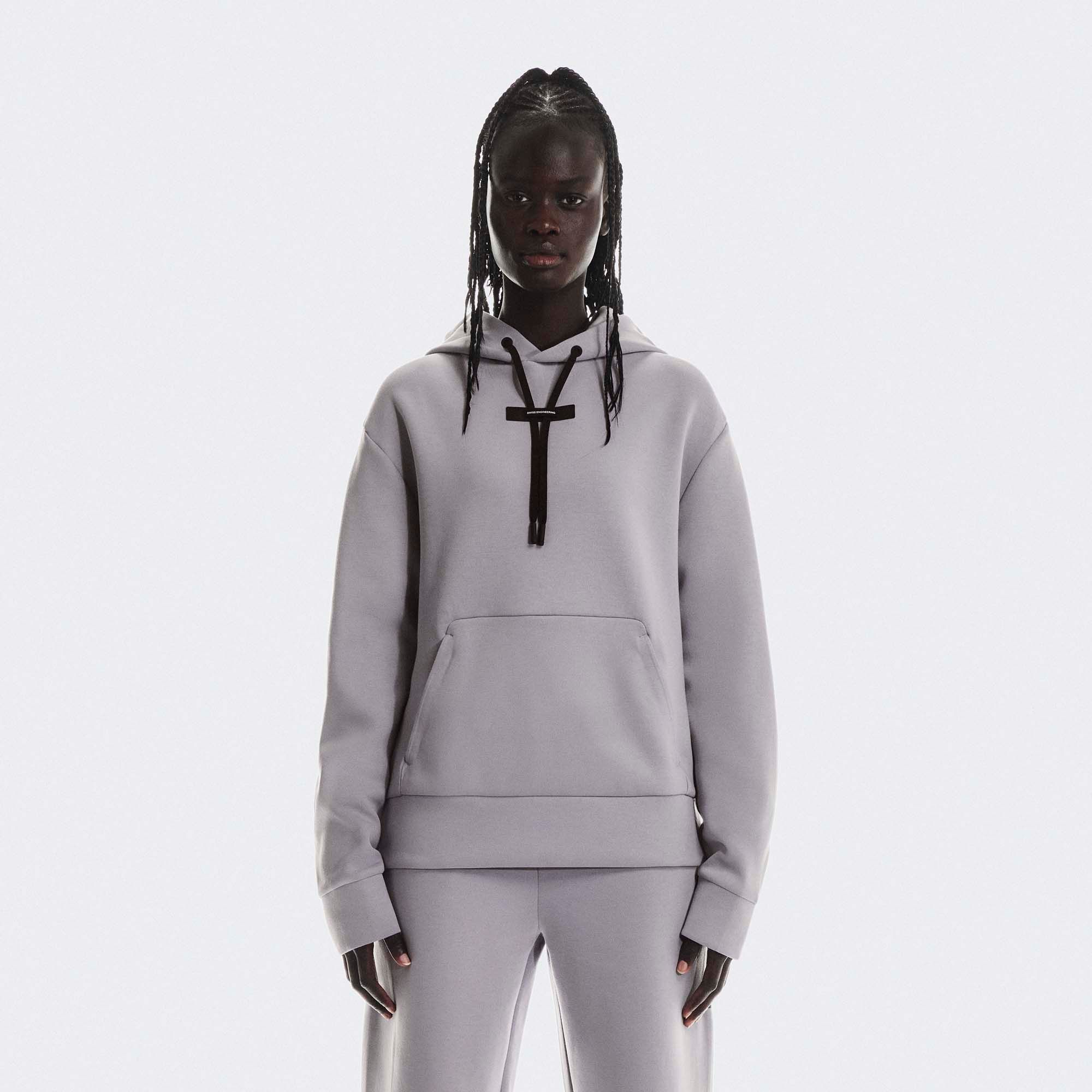 On Women's Focus Tech Hoodie product image