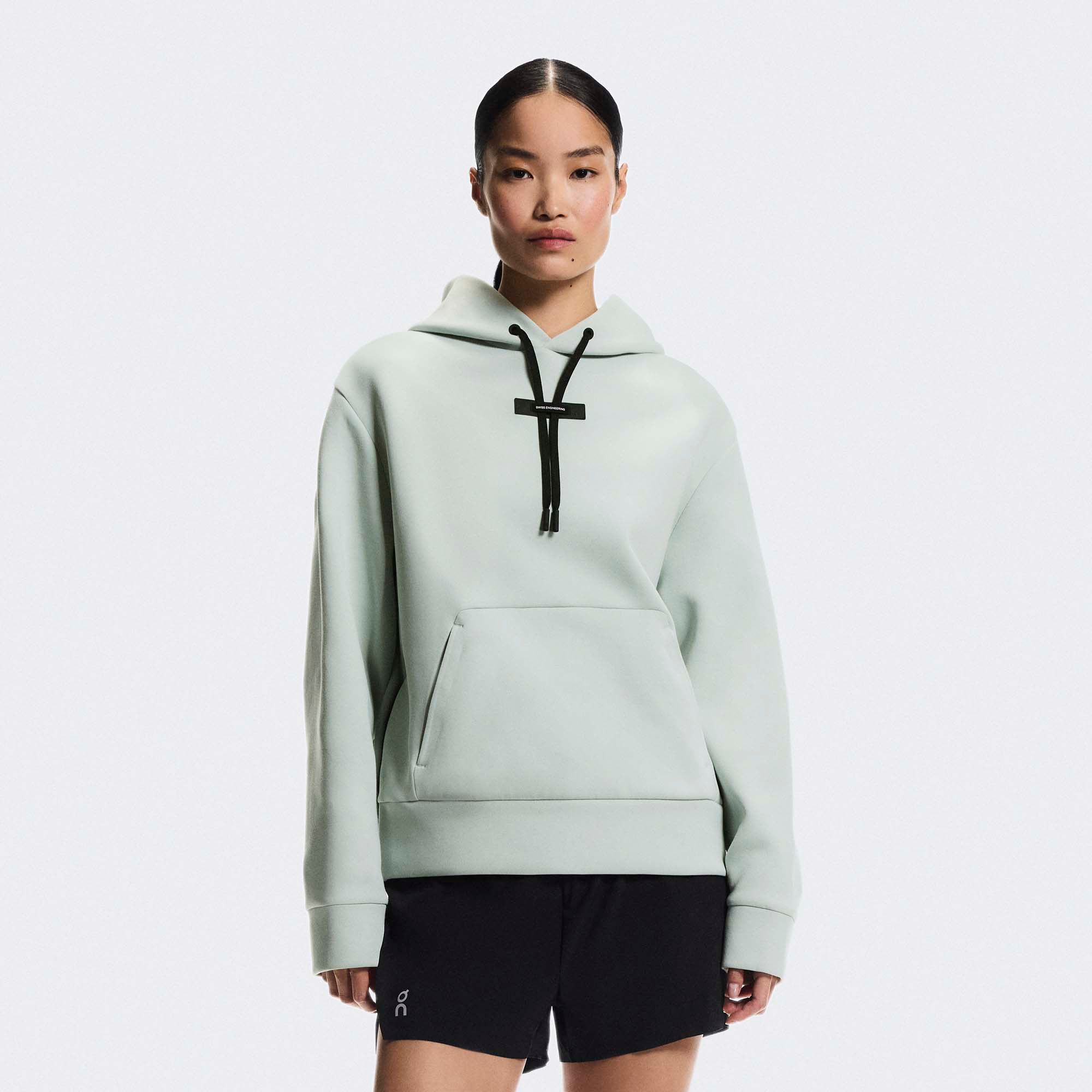 On Women's Focus Tech Hoodie product image