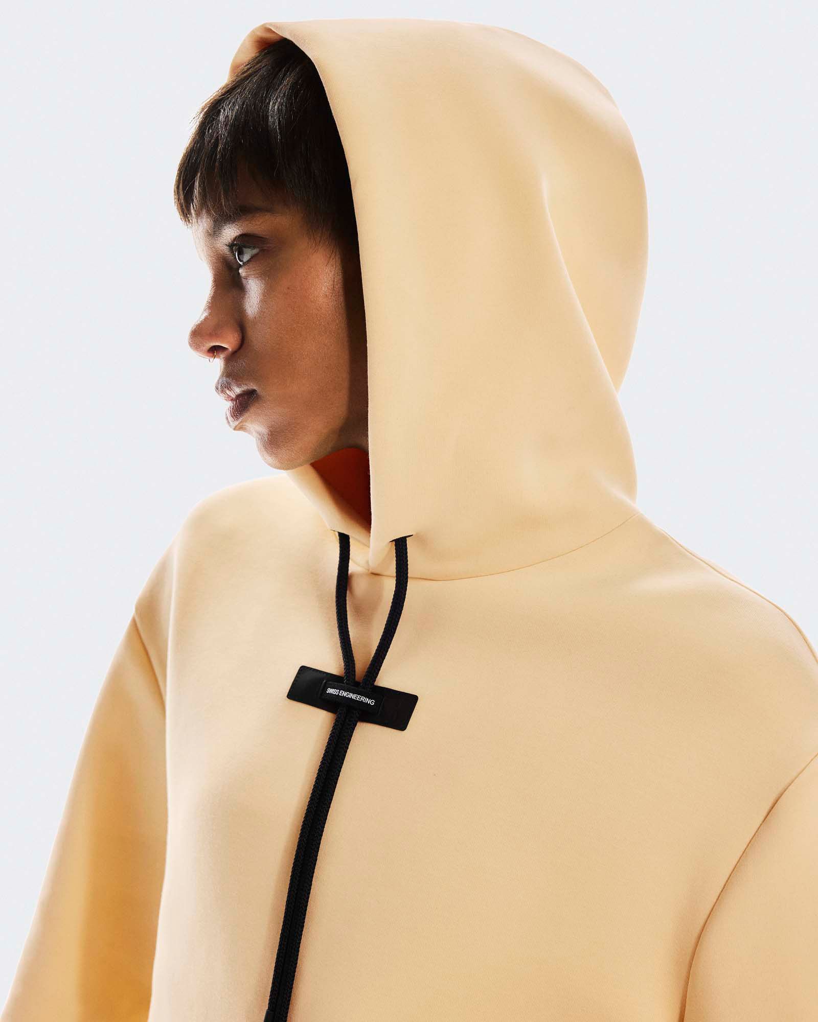 On Women's Focus Tech Hoodie product image
