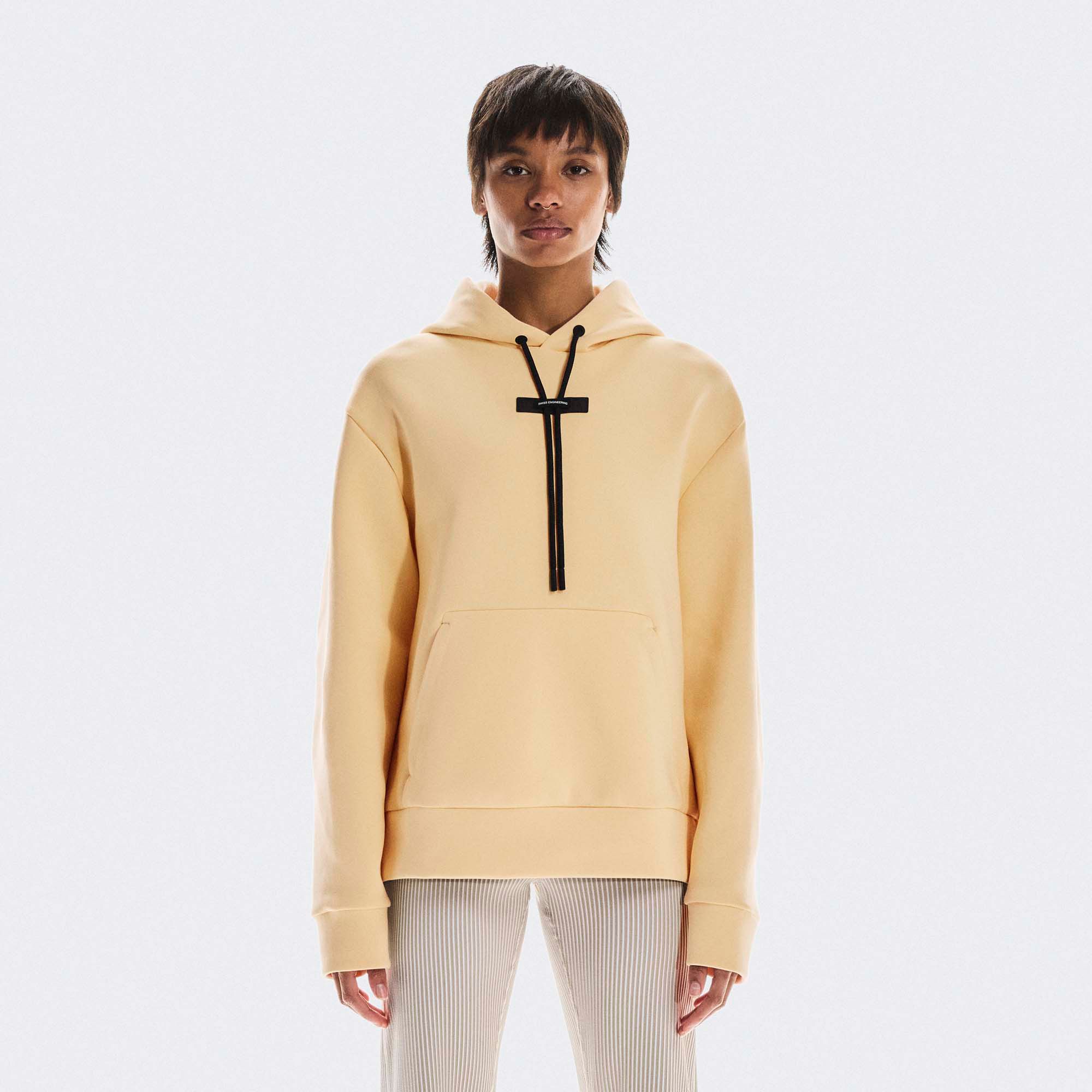 On Women's Focus Tech Hoodie product image