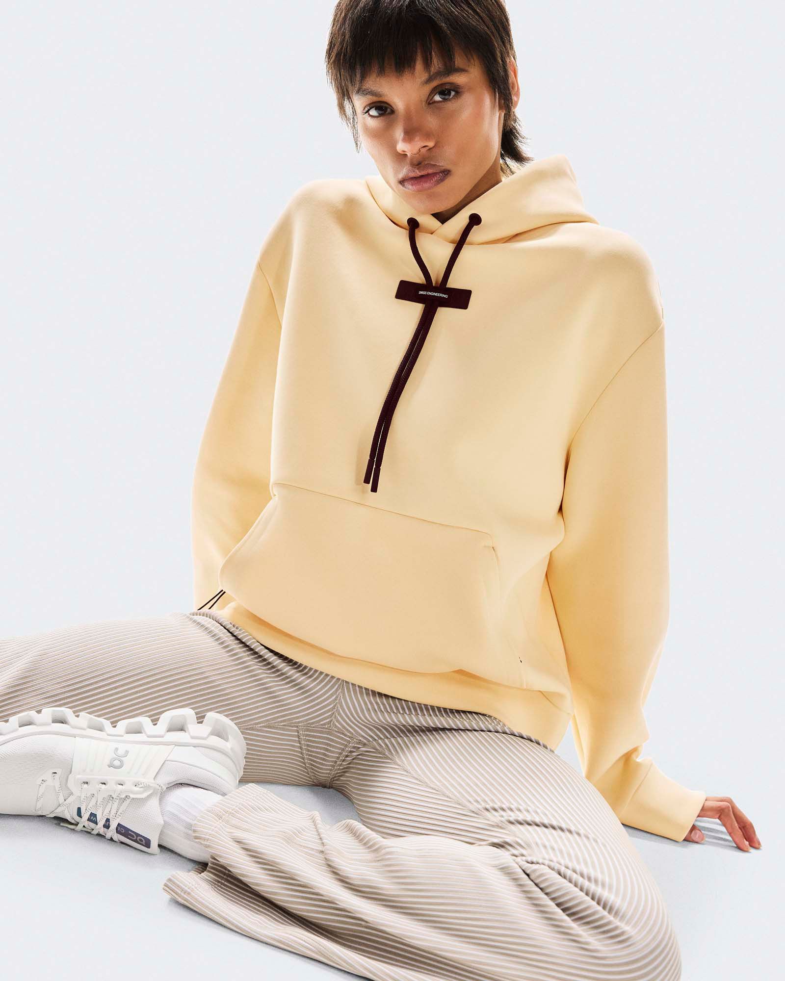 On Women's Focus Tech Hoodie product image