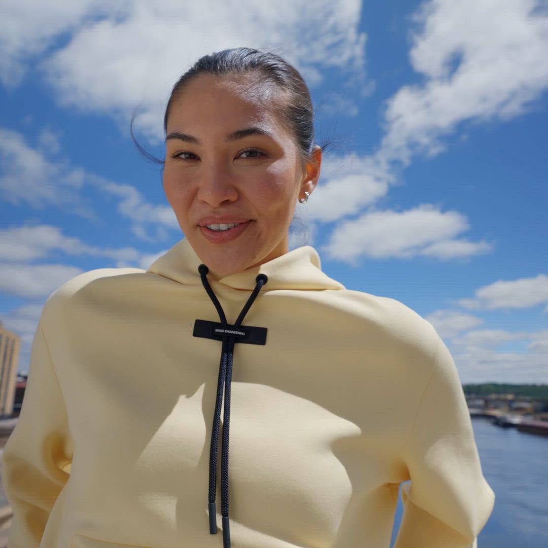 On Women's Focus Tech Hoodie product