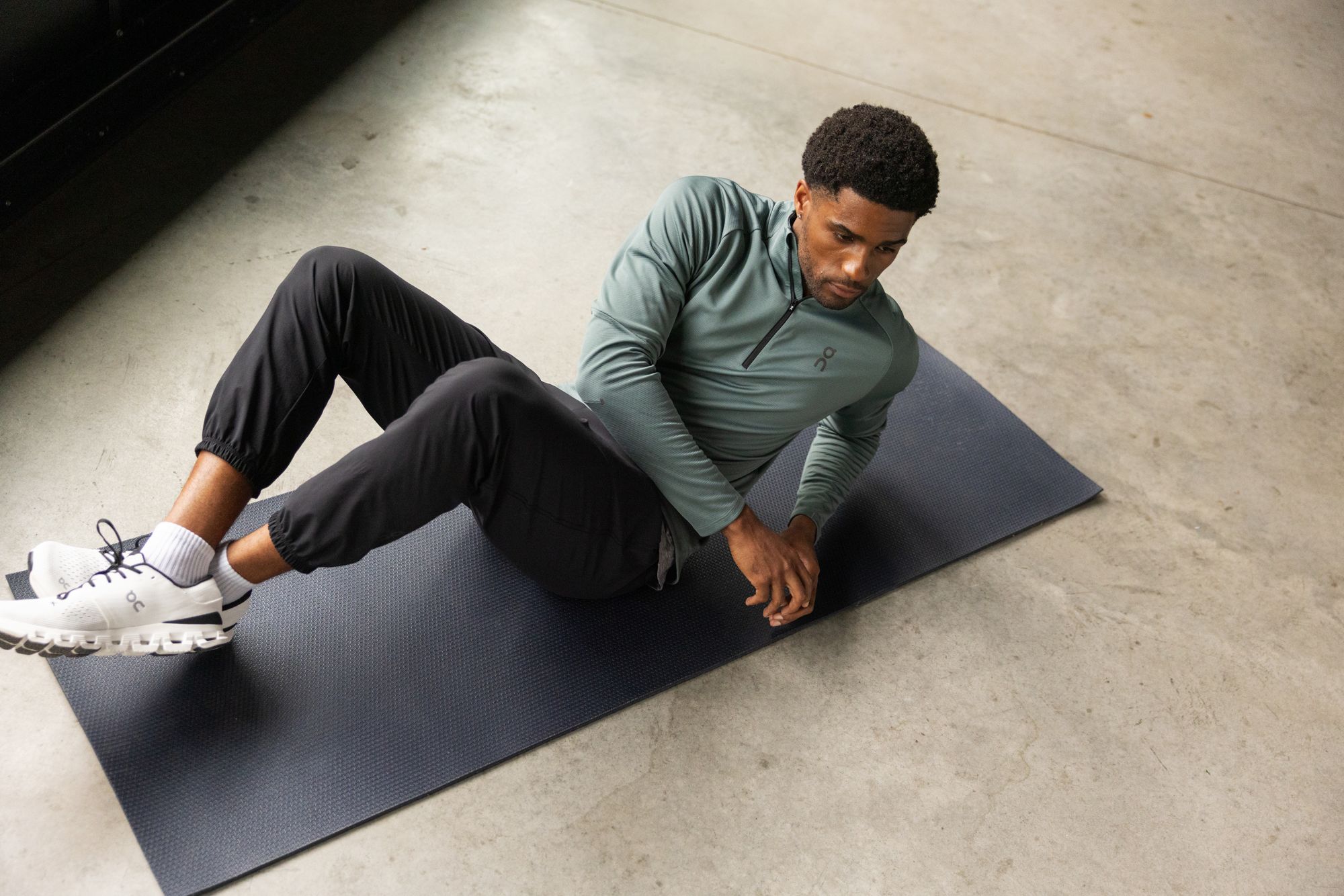 On Men's Focus Pants product image