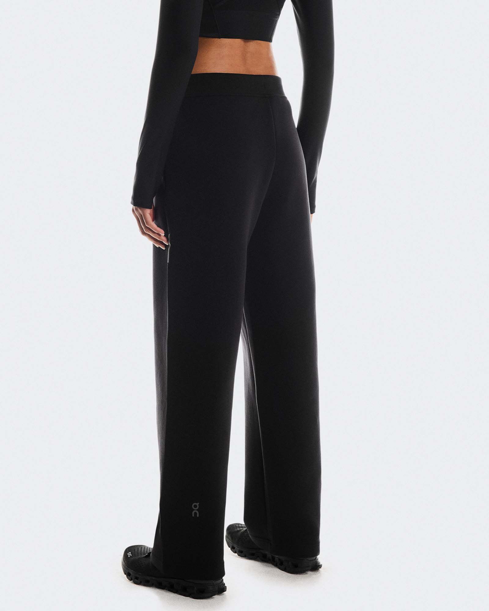 On Women's Focus Tech Sweatpants product image
