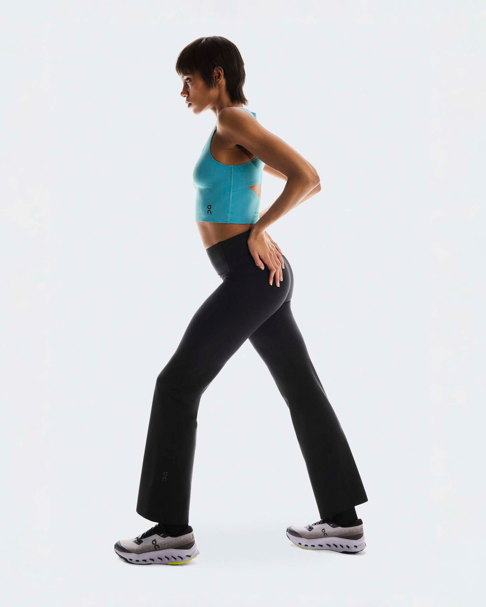 On Women's Studio Flared Tights product image