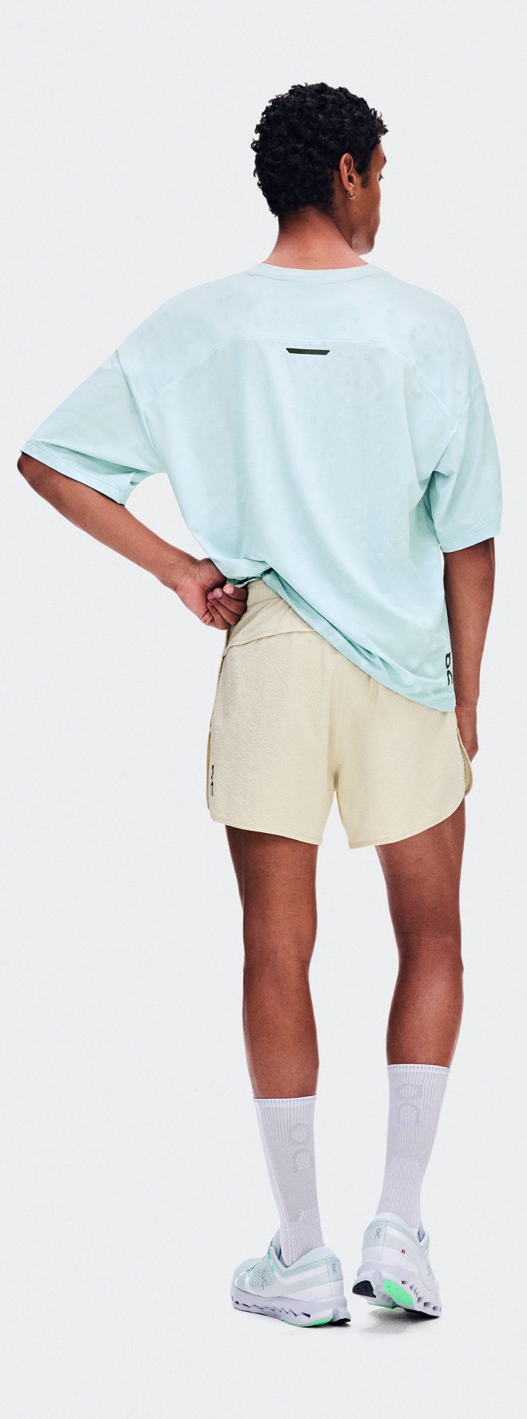 On Men's Performance Volt Shorts | Dick's Sporting Goods