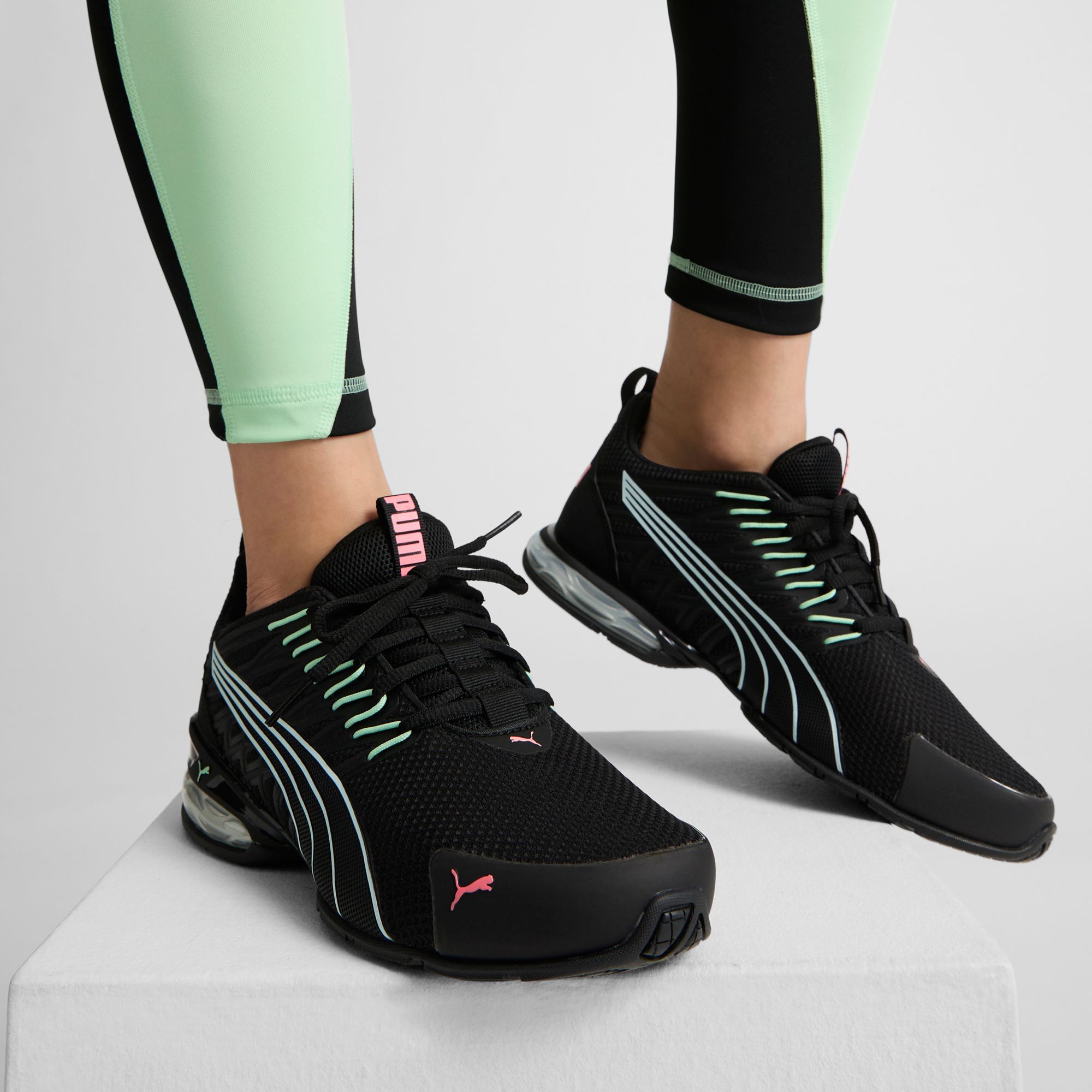 PUMA Women's Voltaic Evo Shoes product image