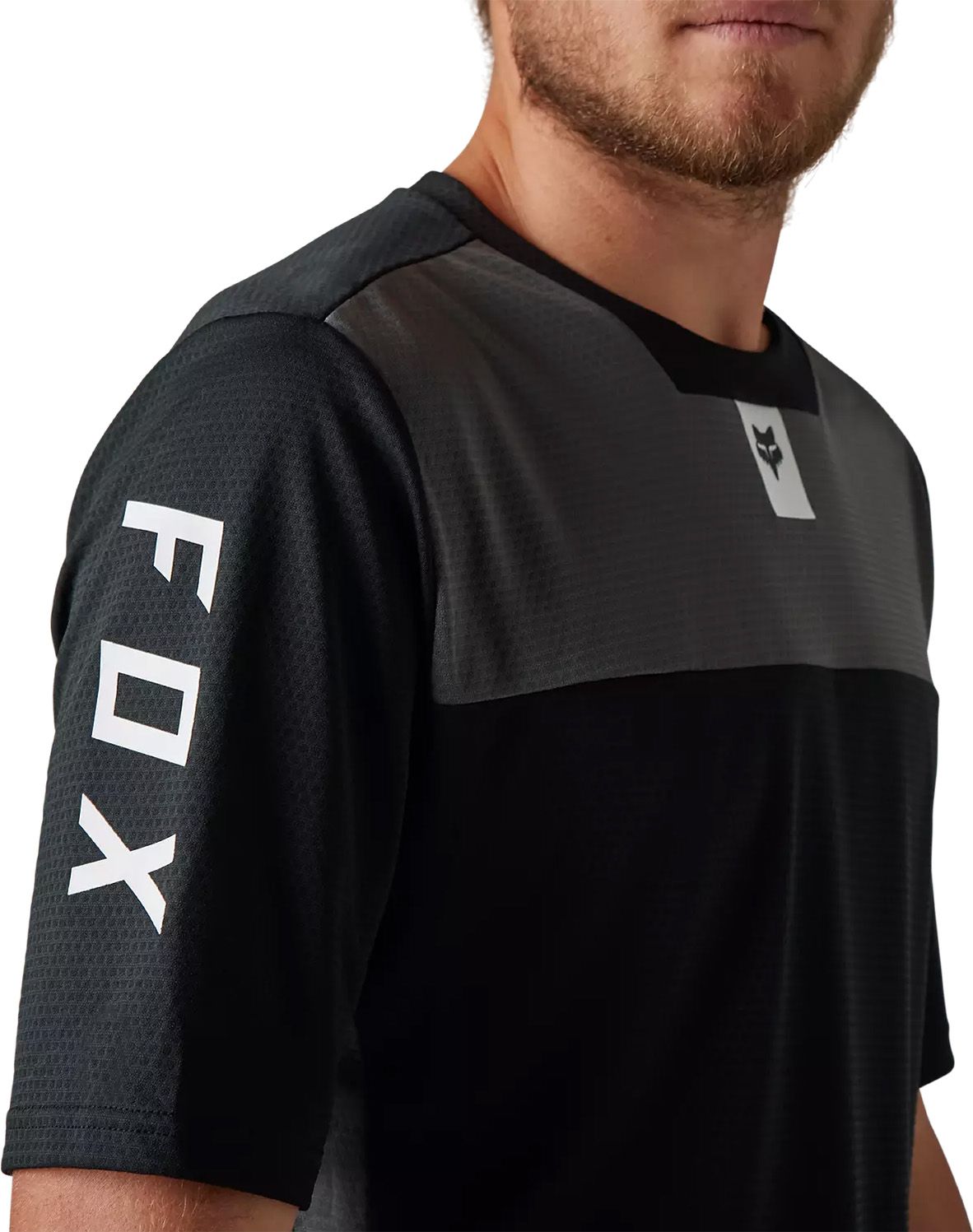 FOX Men's Defend Short Sleeve MTB Jersey product image
