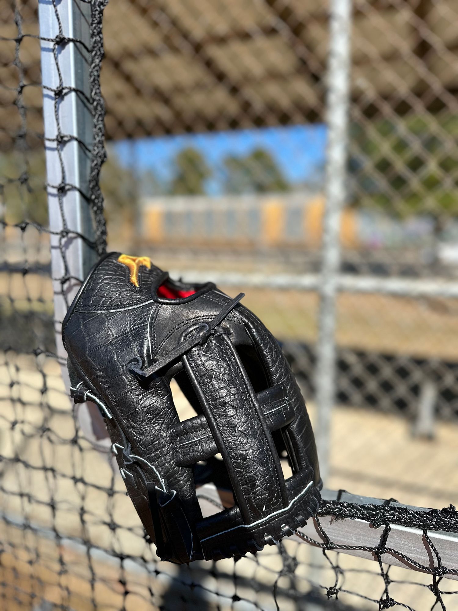 Mizuno 12.5” Pro Zilla GMP55 Limited Edition Series Glove product image