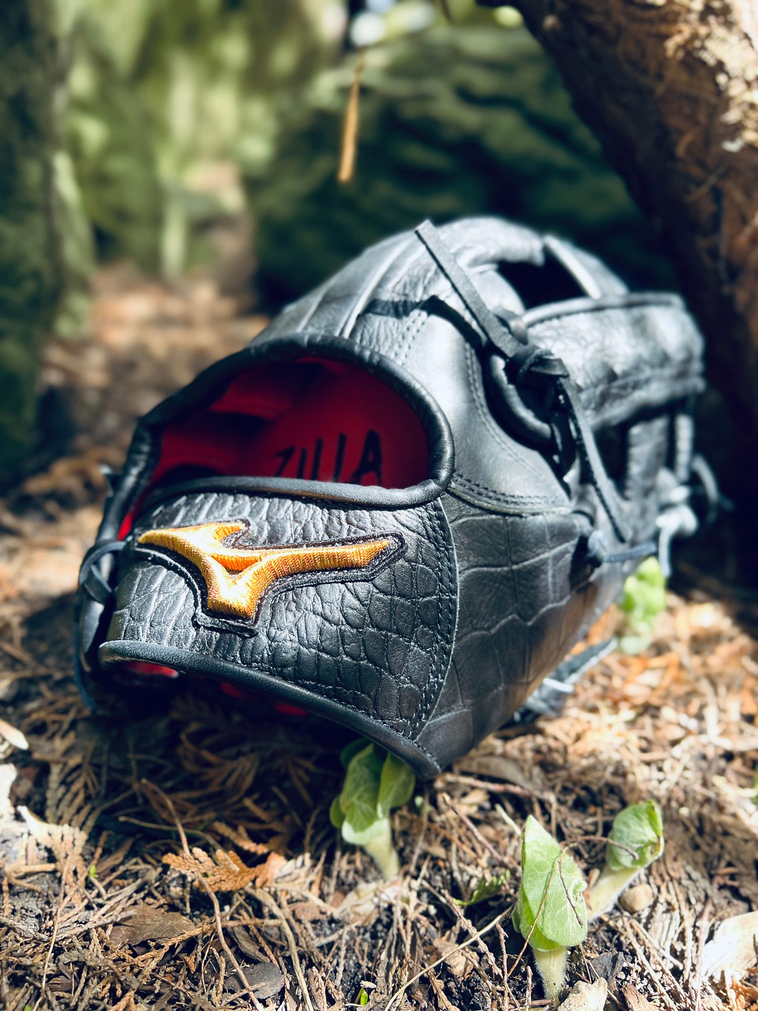 Mizuno 12.5” Pro Zilla GMP55 Limited Edition Series Glove product image