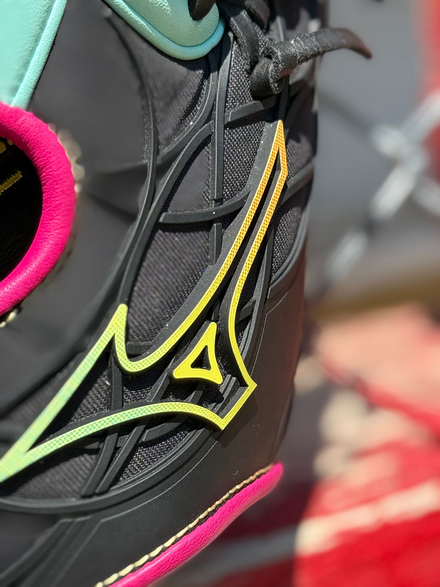 Mizuno 11.5” Dynacage Pro Select Series Glove 2026 product image