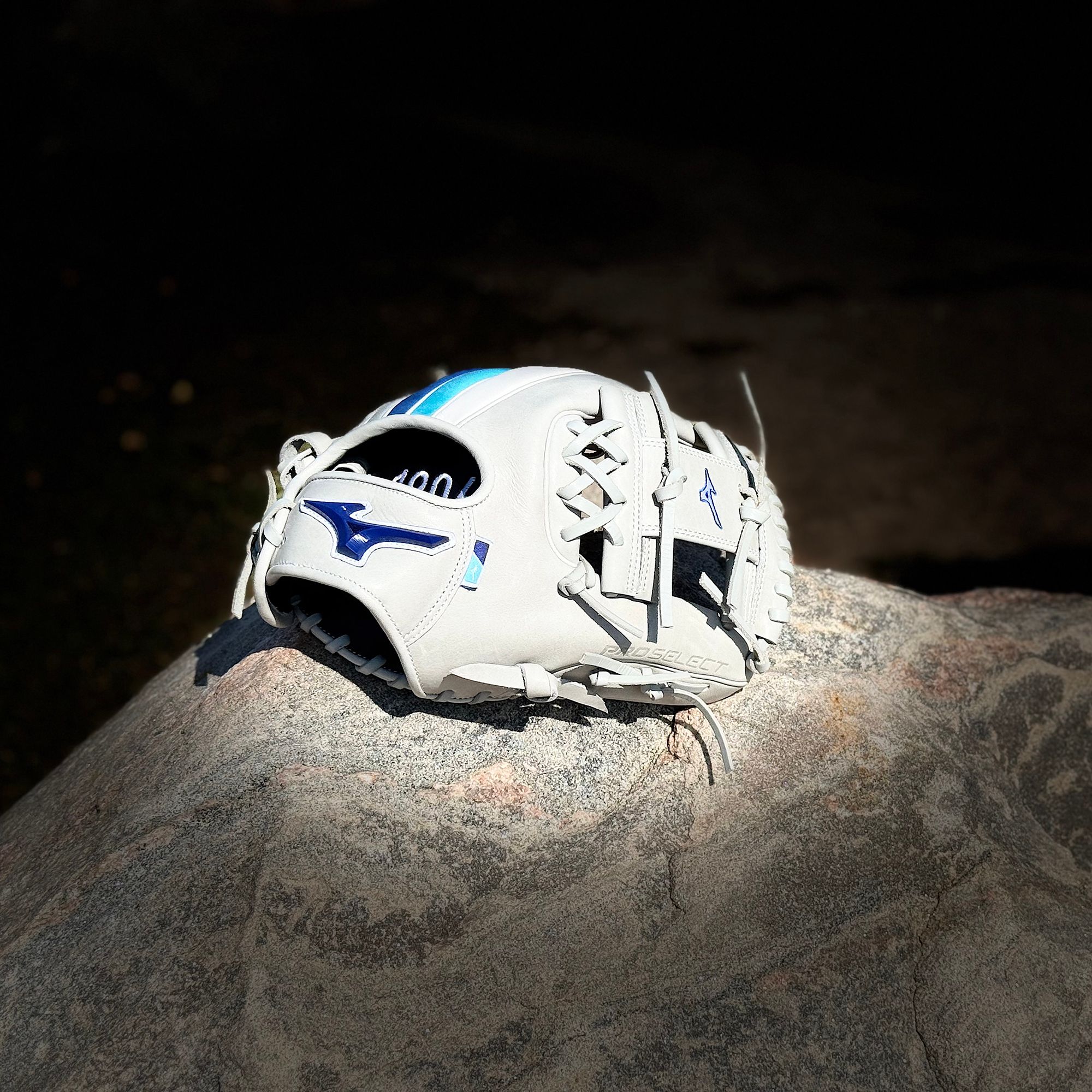 Mizuno 11.5" Pro Select 120th Anniversary Glove product image