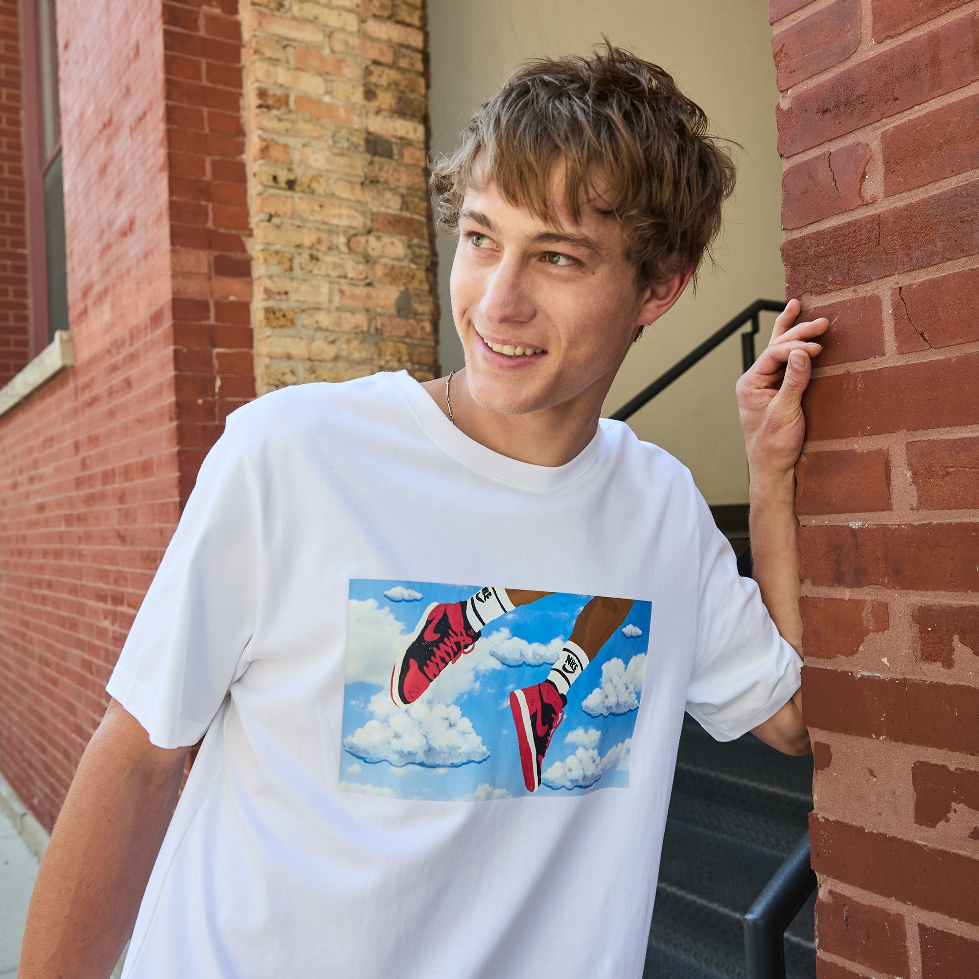 Jordan Men's Flight Essentials Skyborne Graphic T-Shirt product image