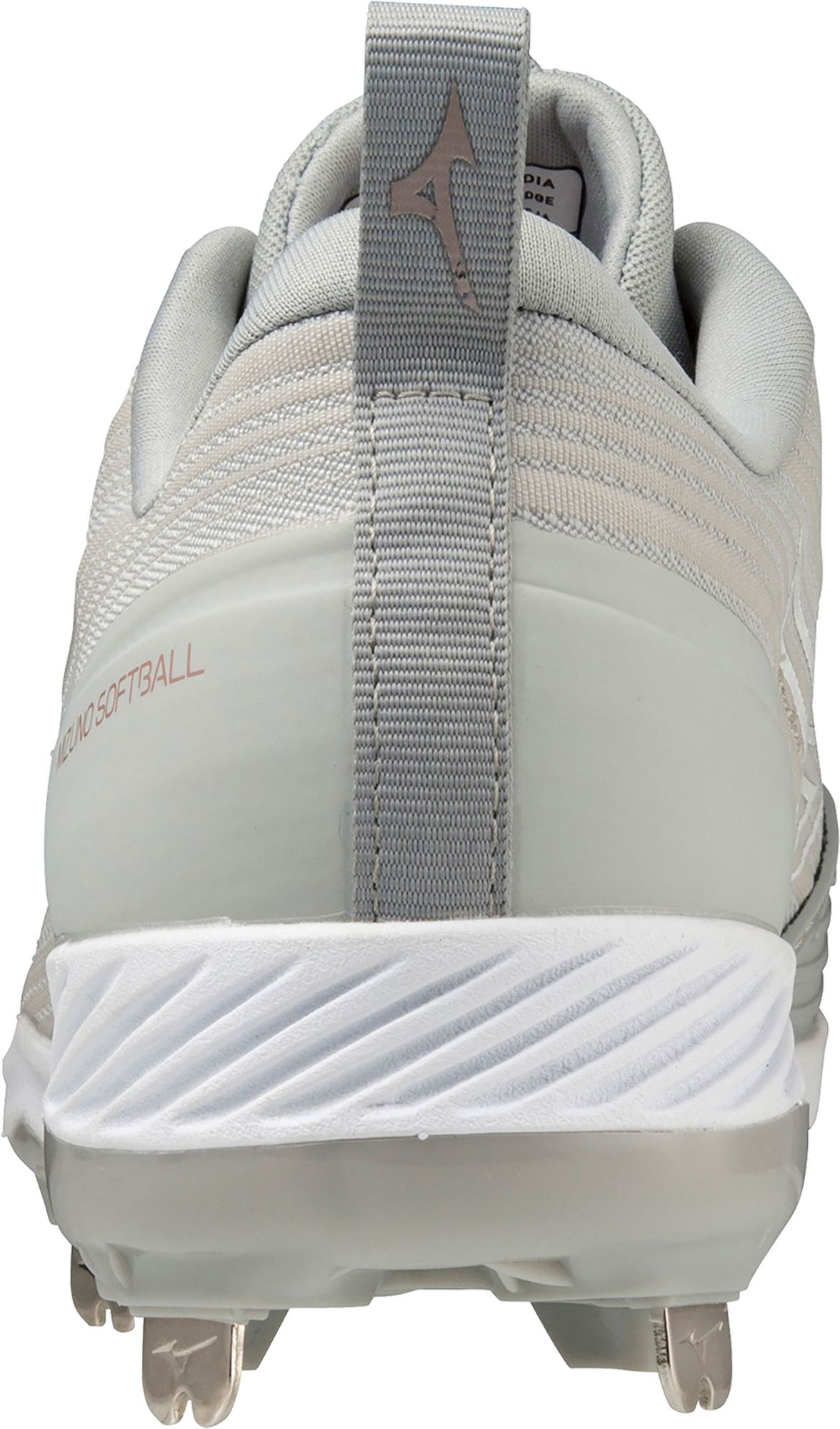 mizuno sweep 4 softball cleats