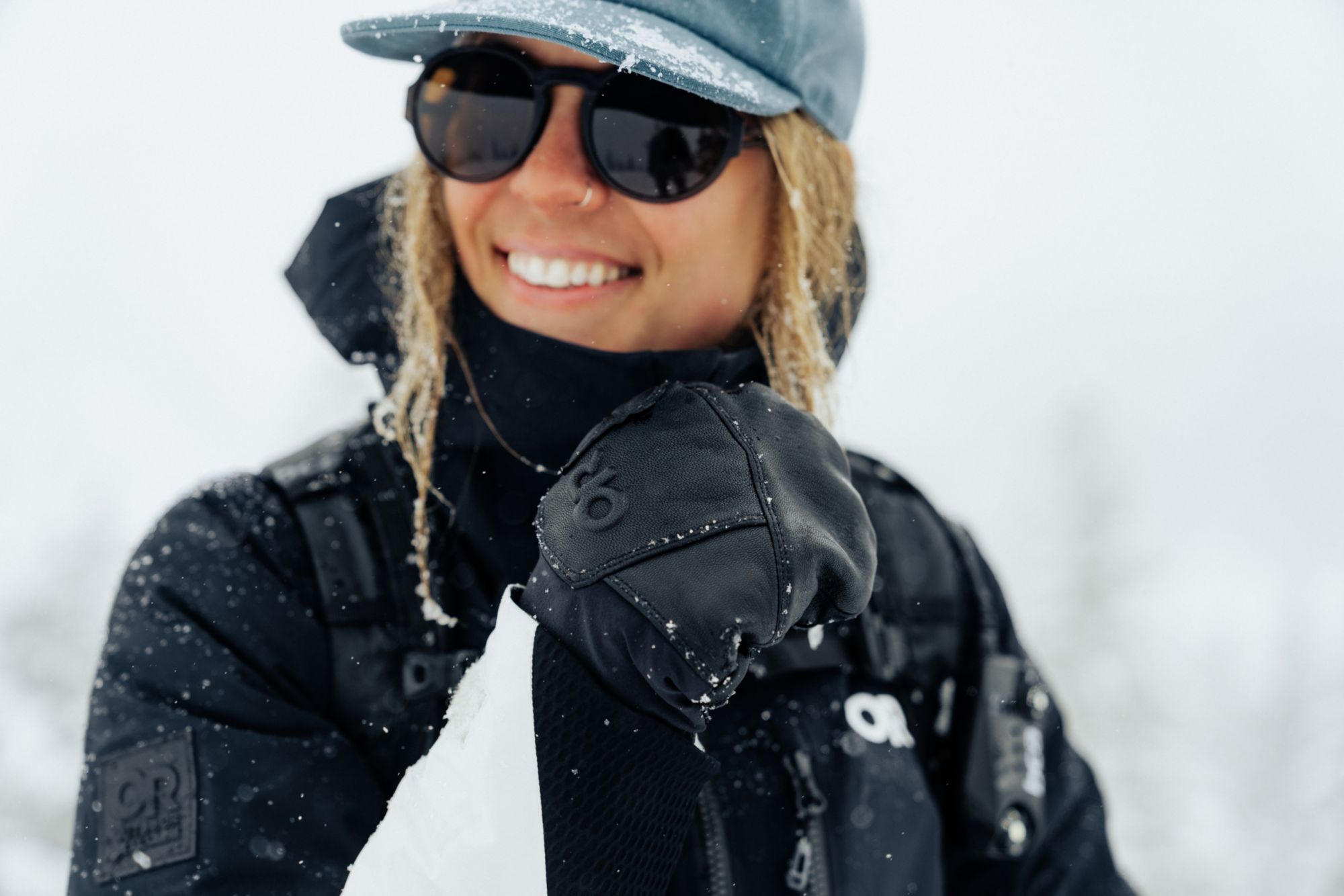Outdoor Research Team Gore-Tex Mitts product image