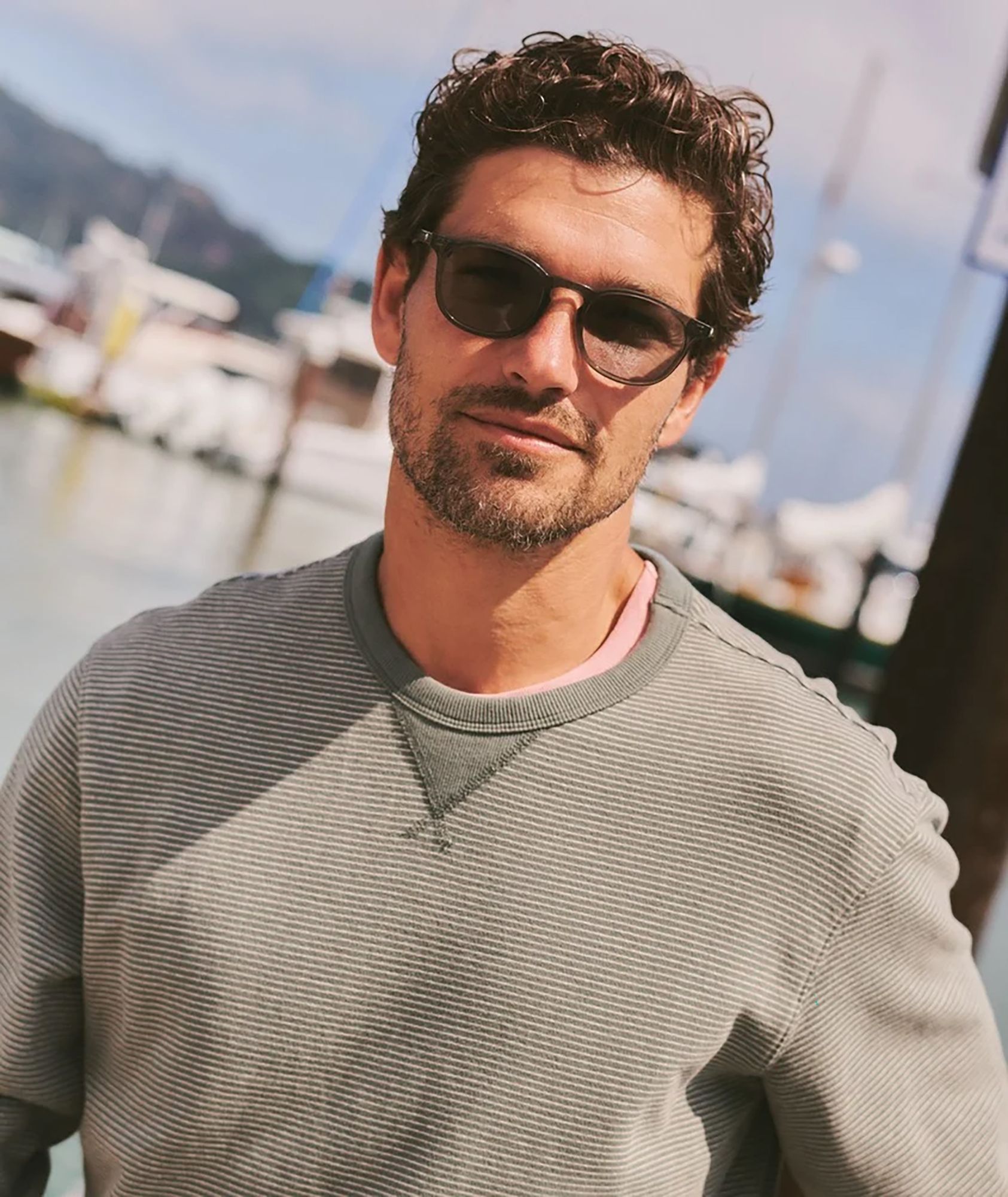Marine Layer Men's Cloud 9 Fleece Relaxed Crewneck product image