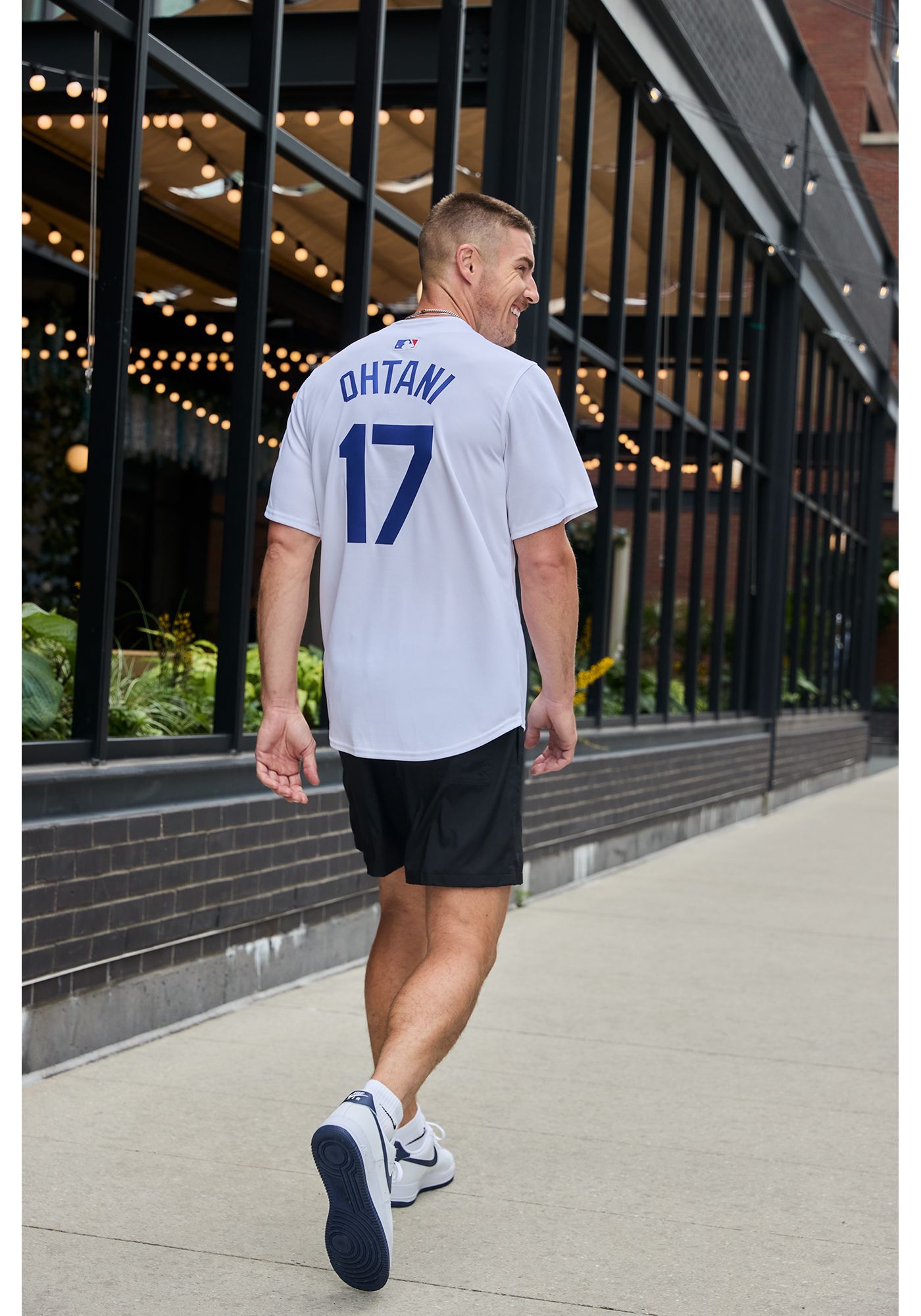 Nike Men's Los Angeles Dodgers Shohei Ohtani #17 White Limited Home Jersey  | Dick's Sporting Goods