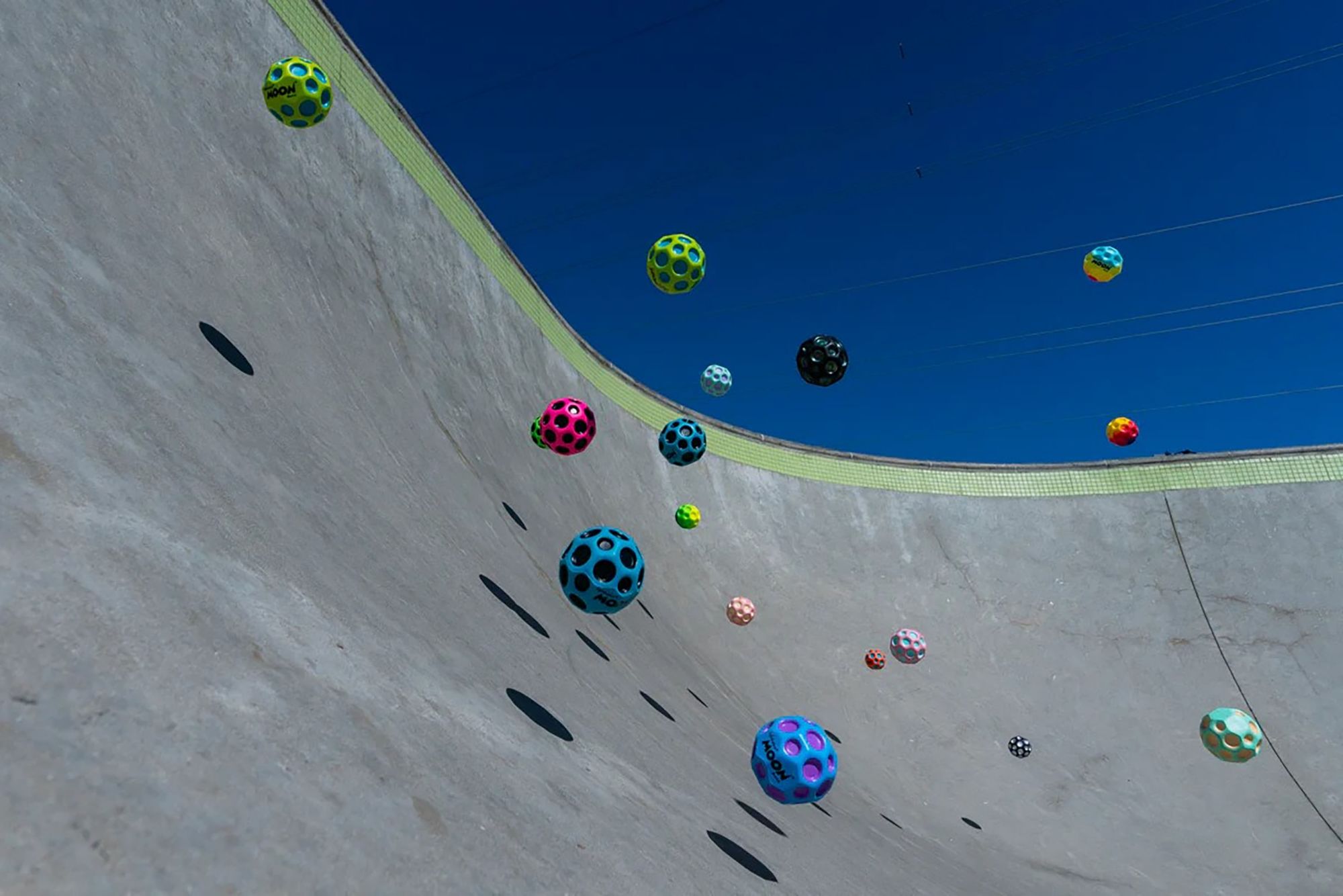 Waboba Martian Moon Ball - Assorted Colors product image