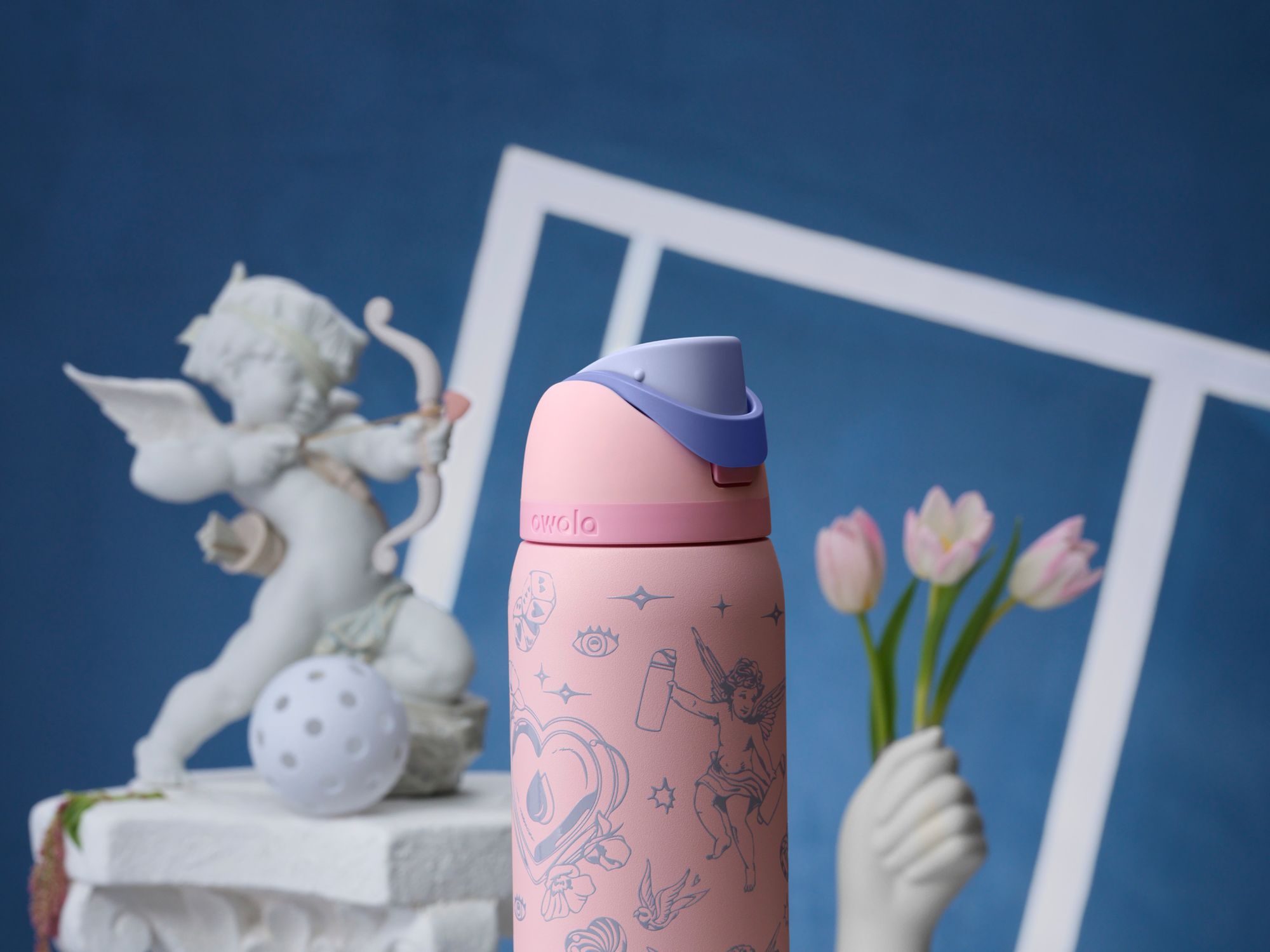 Owala 32 oz. FreeSip Stainless Steel Water Bottle - Shot to the Heart product image