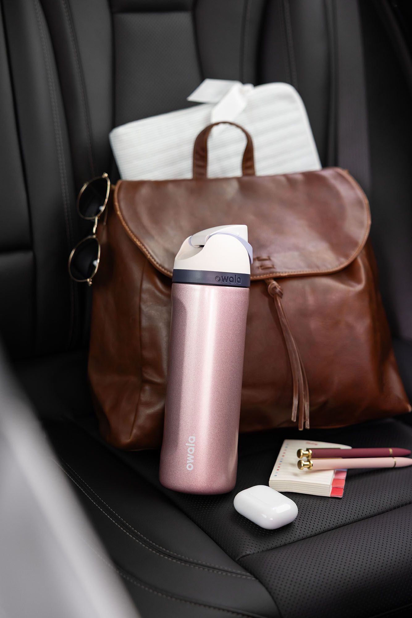 Owala 32 oz. FreeSip Stainless Steel Water Bottle product image