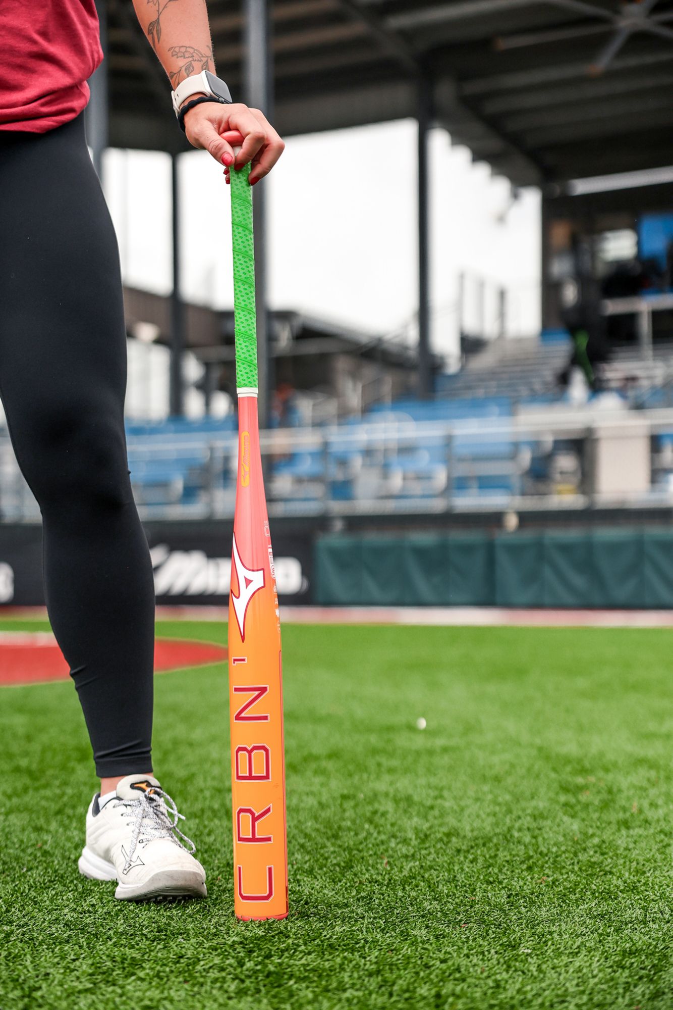 Mizuno CRBN1 Peach Fastpitch Bat (-10) product image
