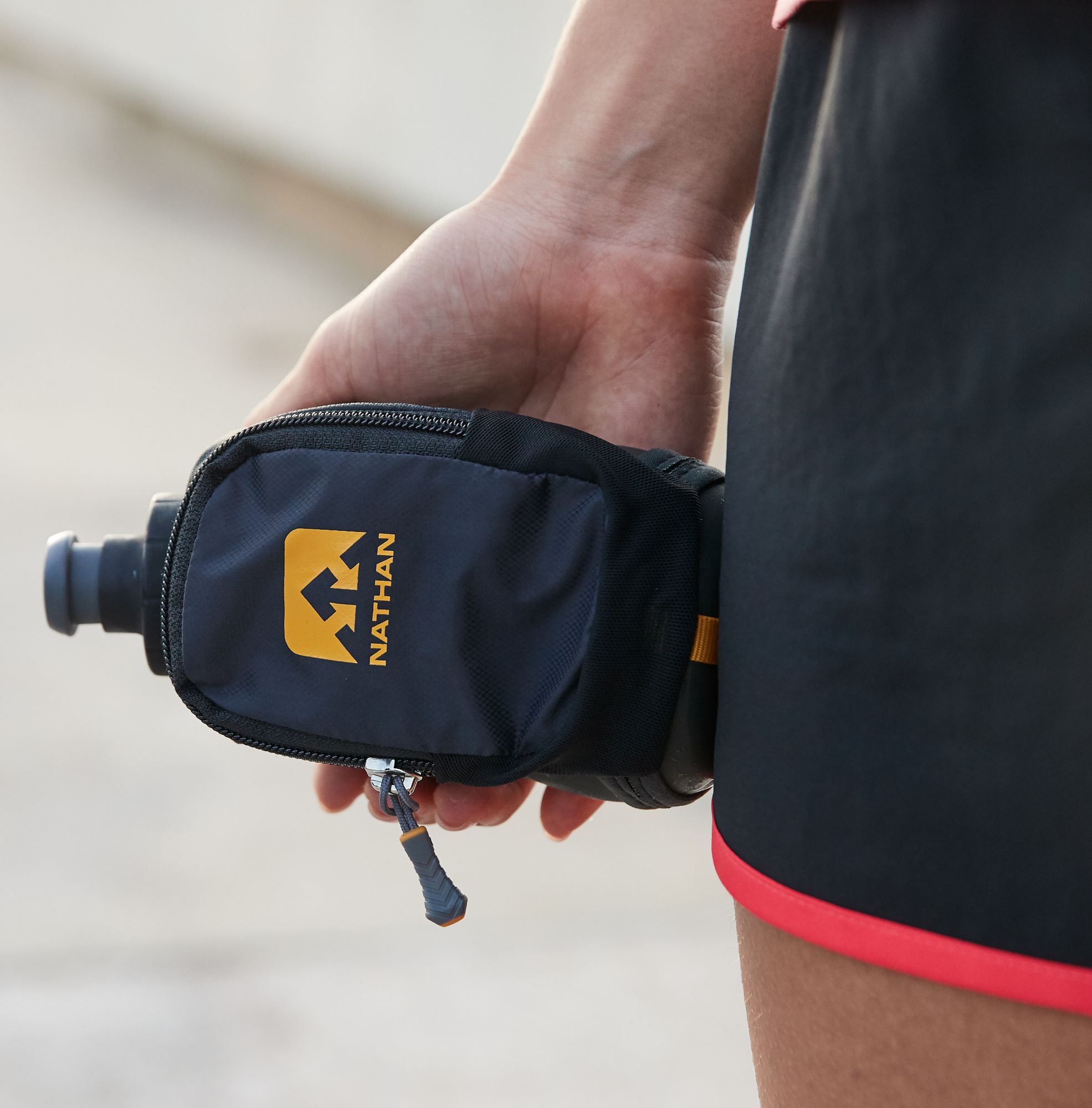 Nathan SpeedShot Plus Handheld Flask product image