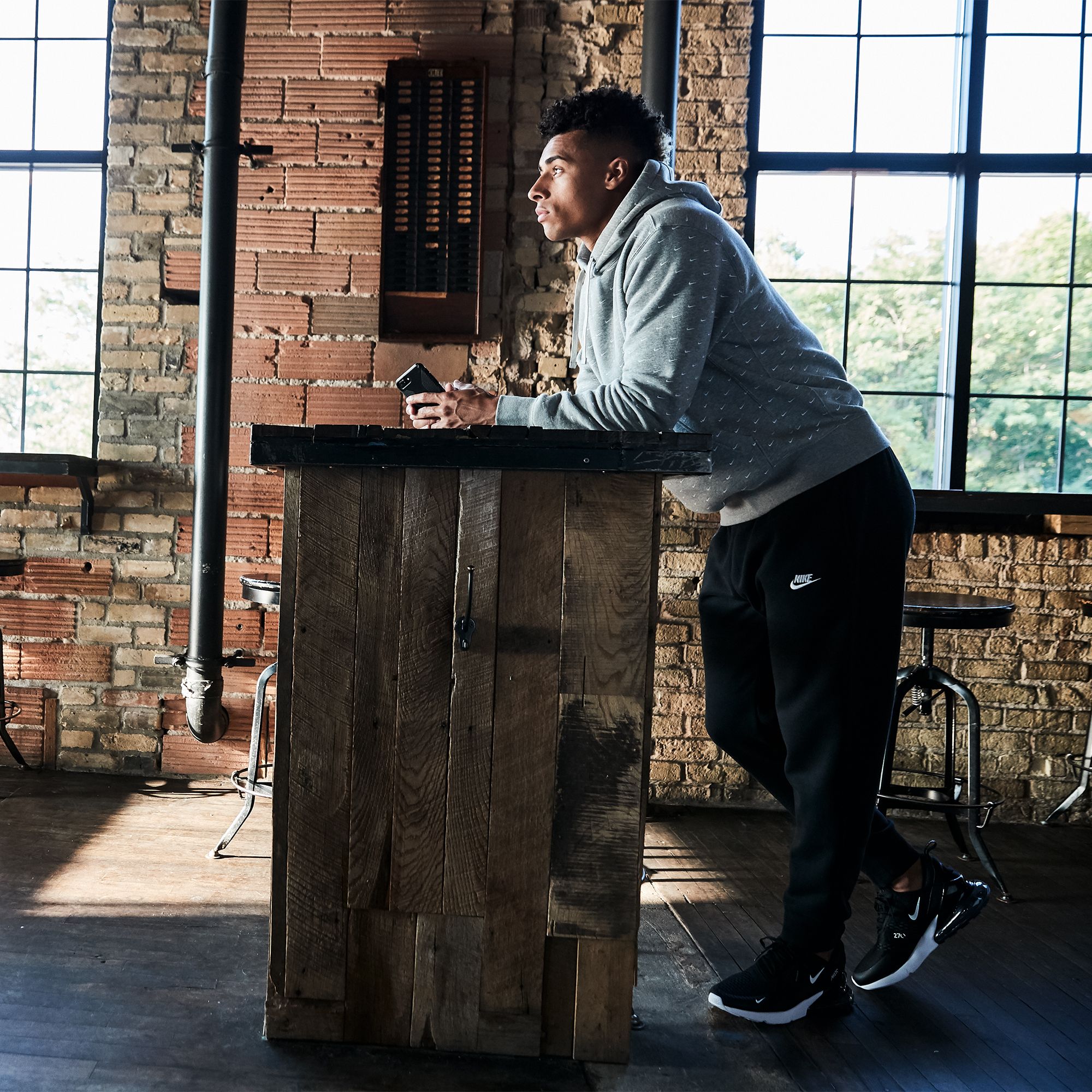 Nike Men's Sportswear Swoosh Pullover Hoodie product image