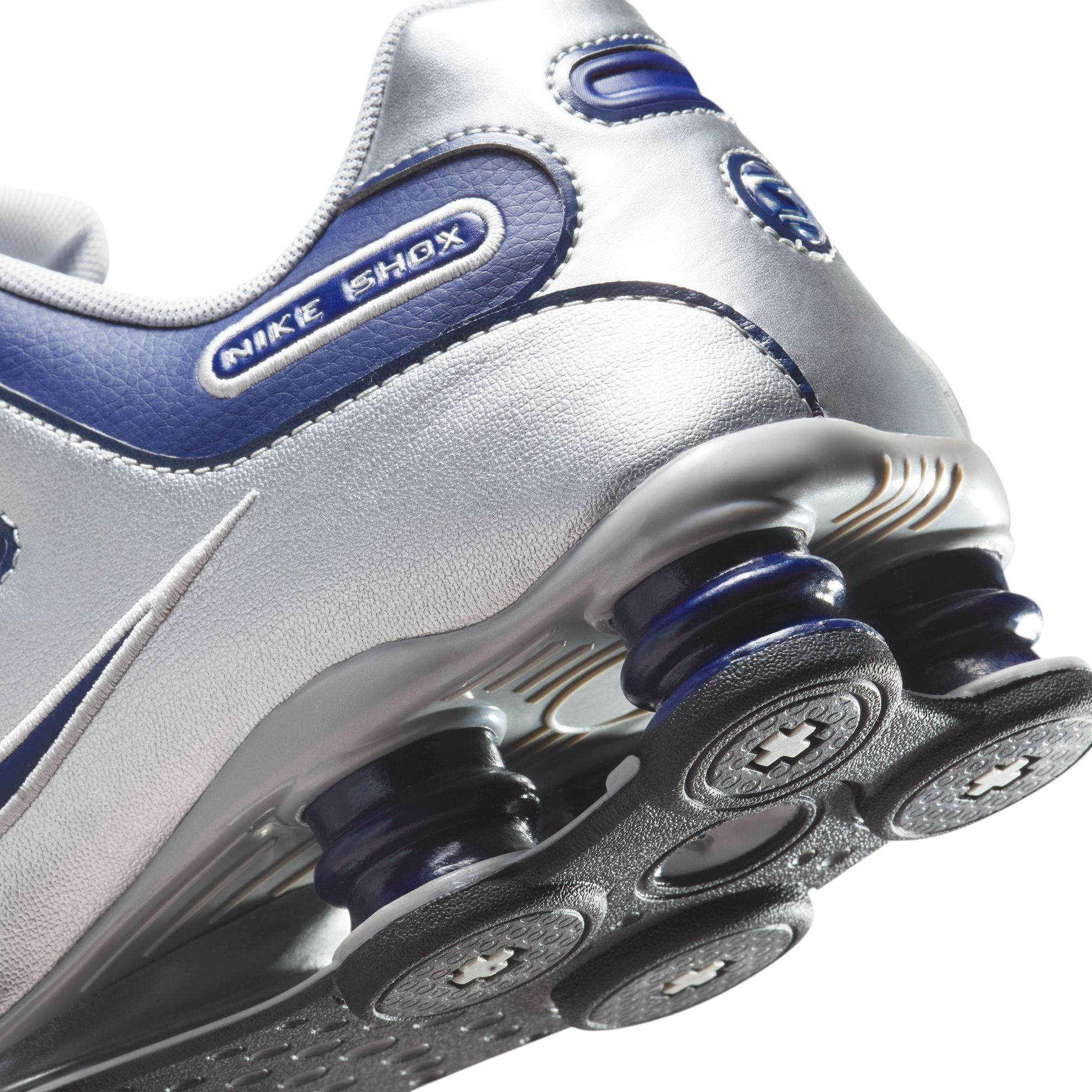 Nike Men's Shox NZ Shoes product image