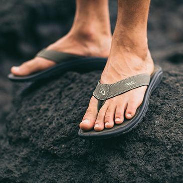 OluKai Men's ‘Ohana Flip Flop product image