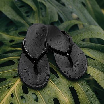 OluKai Women's Ho'opio Sandals product image