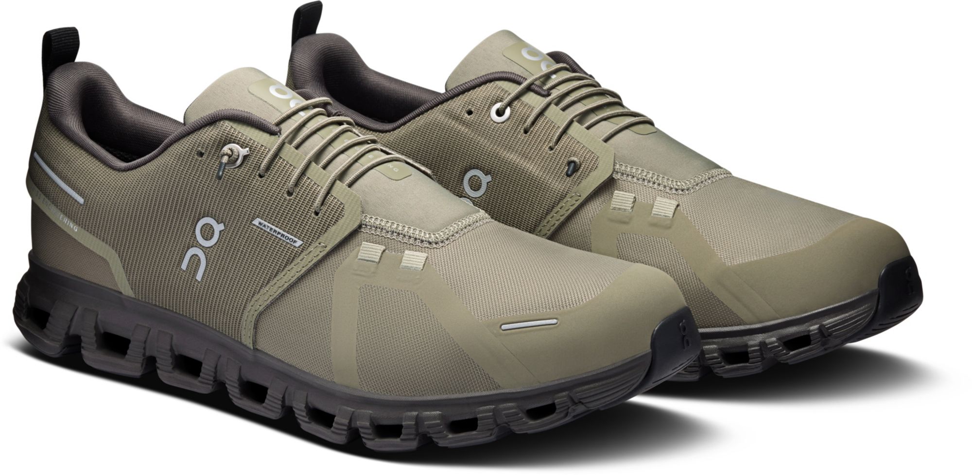 On Men's Cloud 6 Waterproof Shoes product image