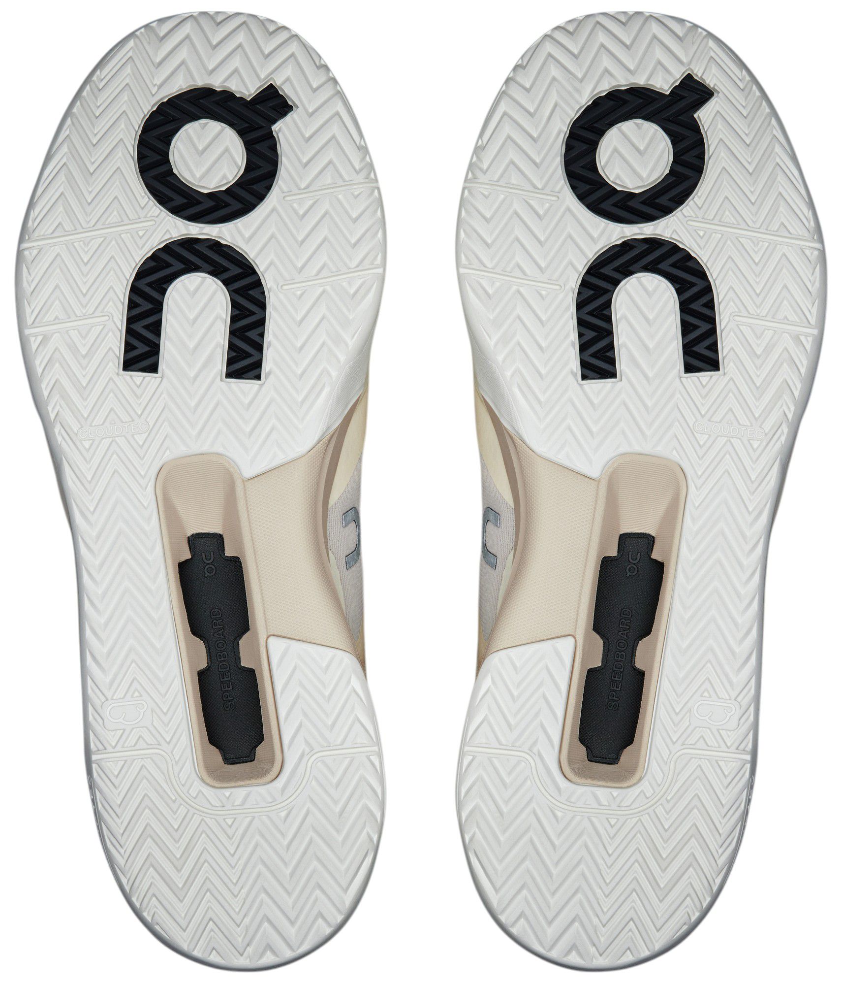 On Men's The Roger Advantage Pro Tennis Shoes product image