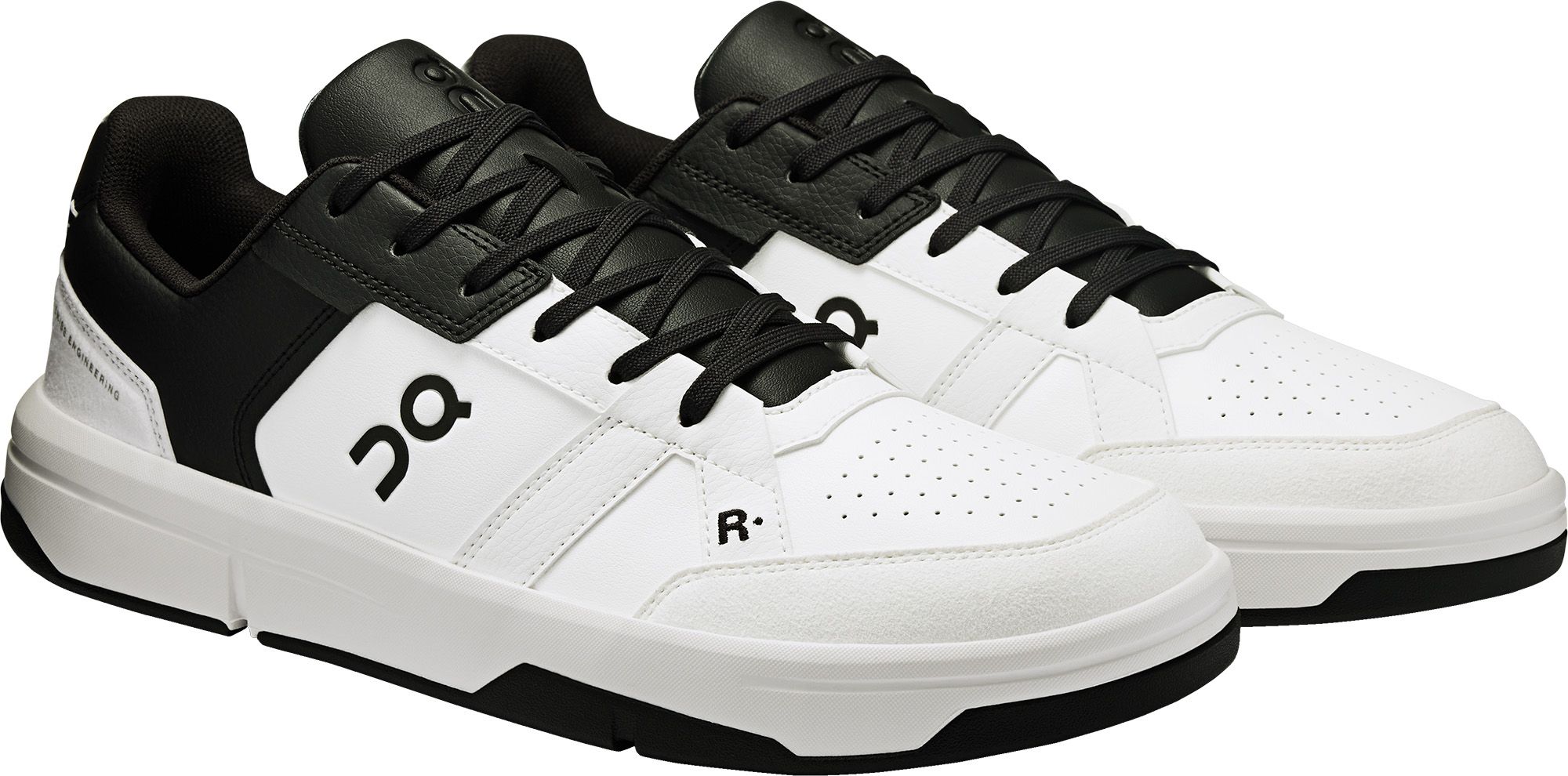 On Men's THE ROGER Clubhouse Shoes product image