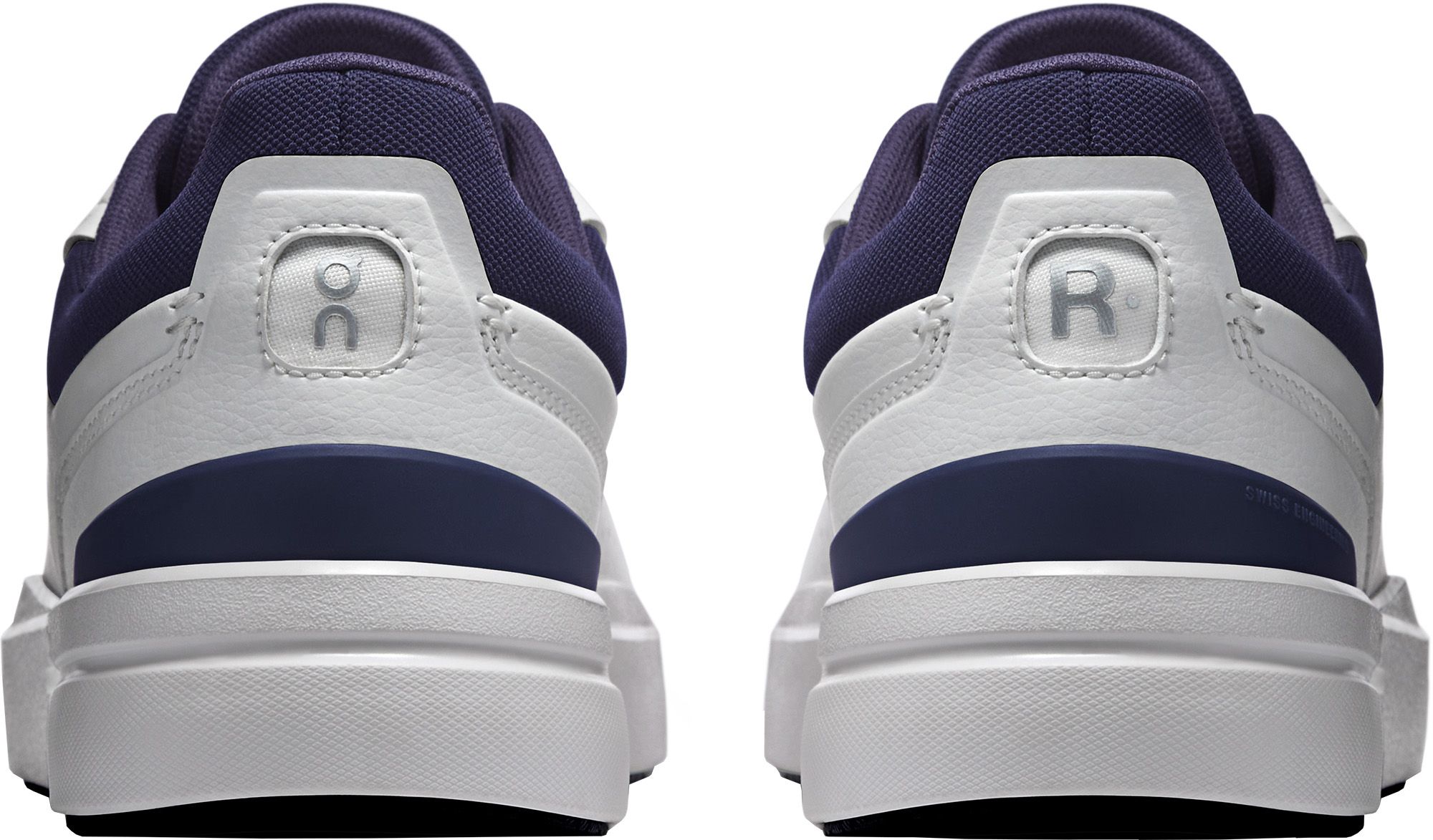 On Men's THE ROGER Advantage Shoes product image