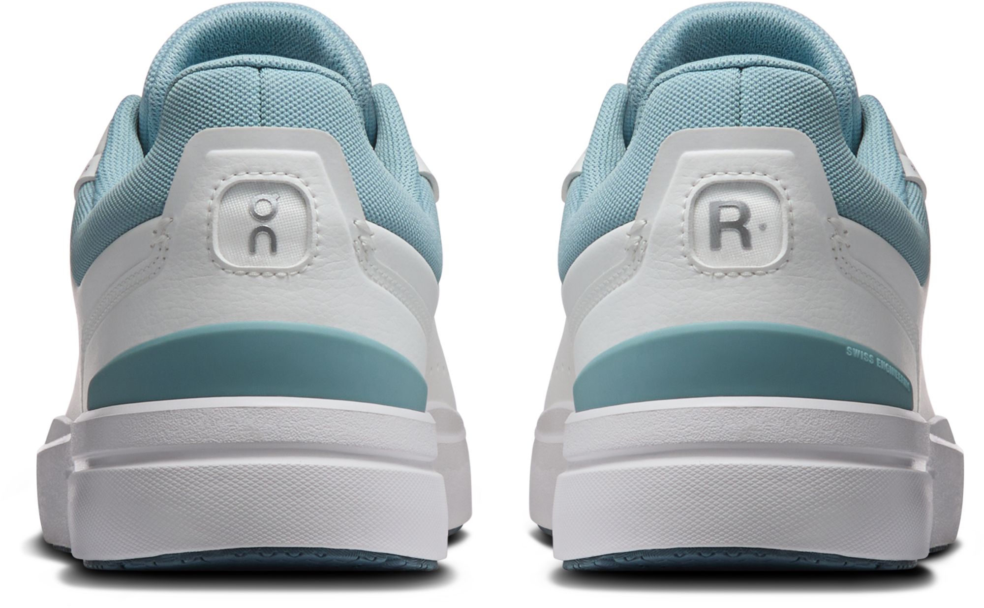 On Men's THE ROGER Advantage Shoes product image