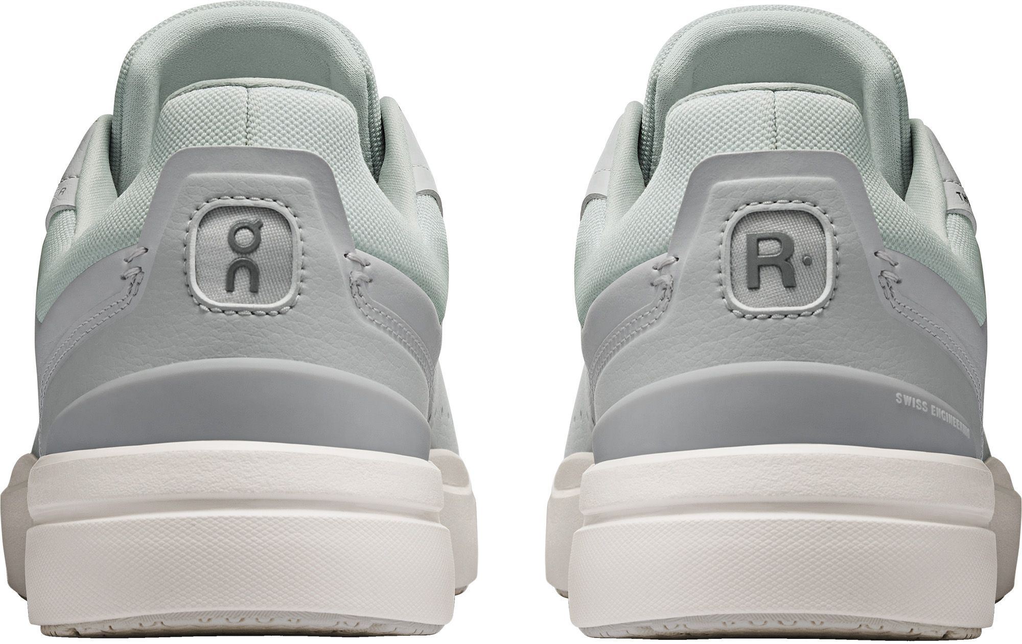 On Men's THE ROGER Advantage Shoes product image
