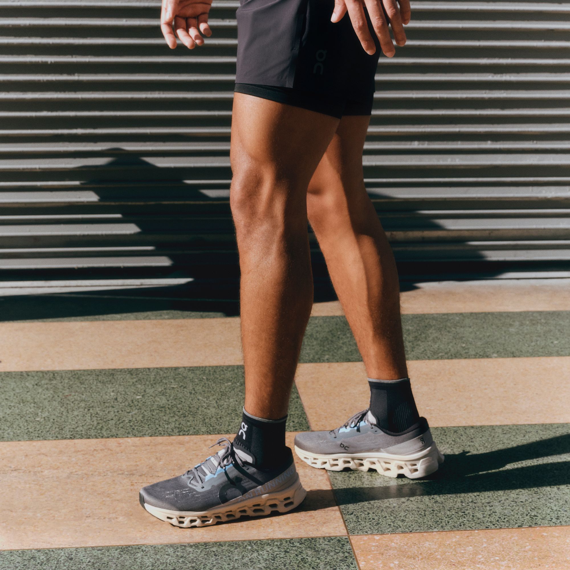 On Men's Cloudmonster 3 Running Shoes product image