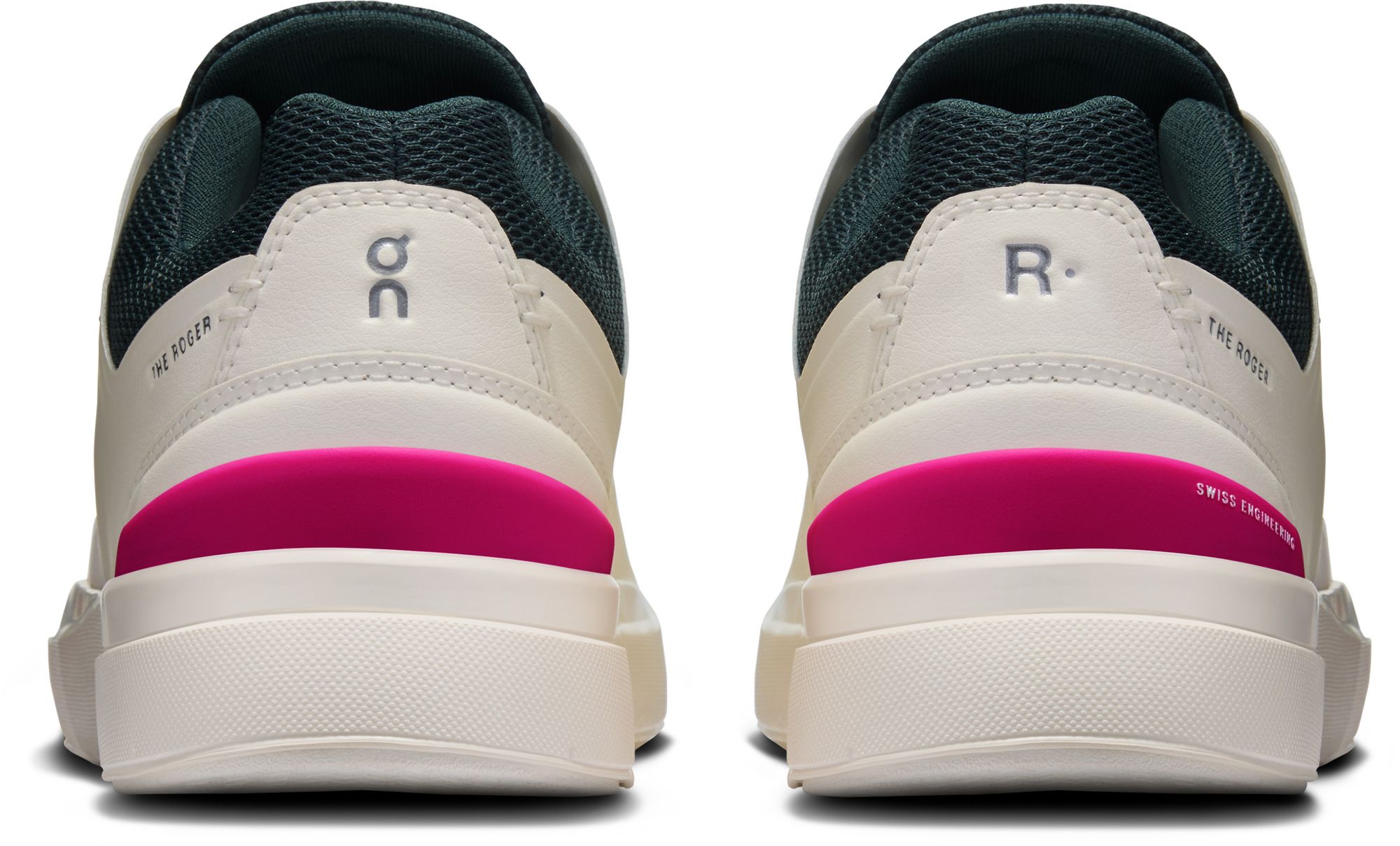 On Women's THE ROGER Advantage Shoes product image
