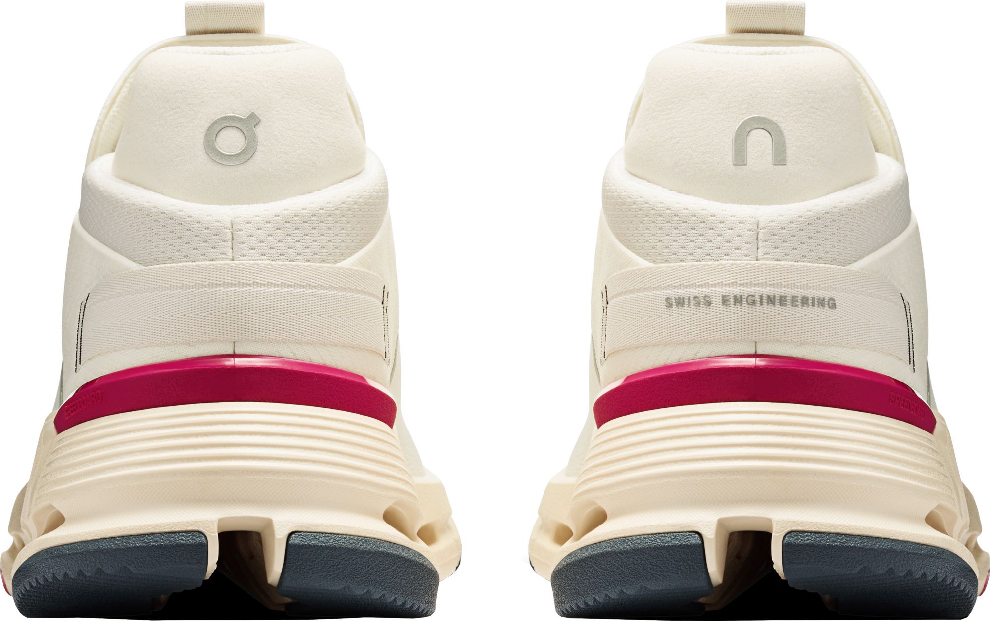 On Women's Cloudnova 2 Shoes product image