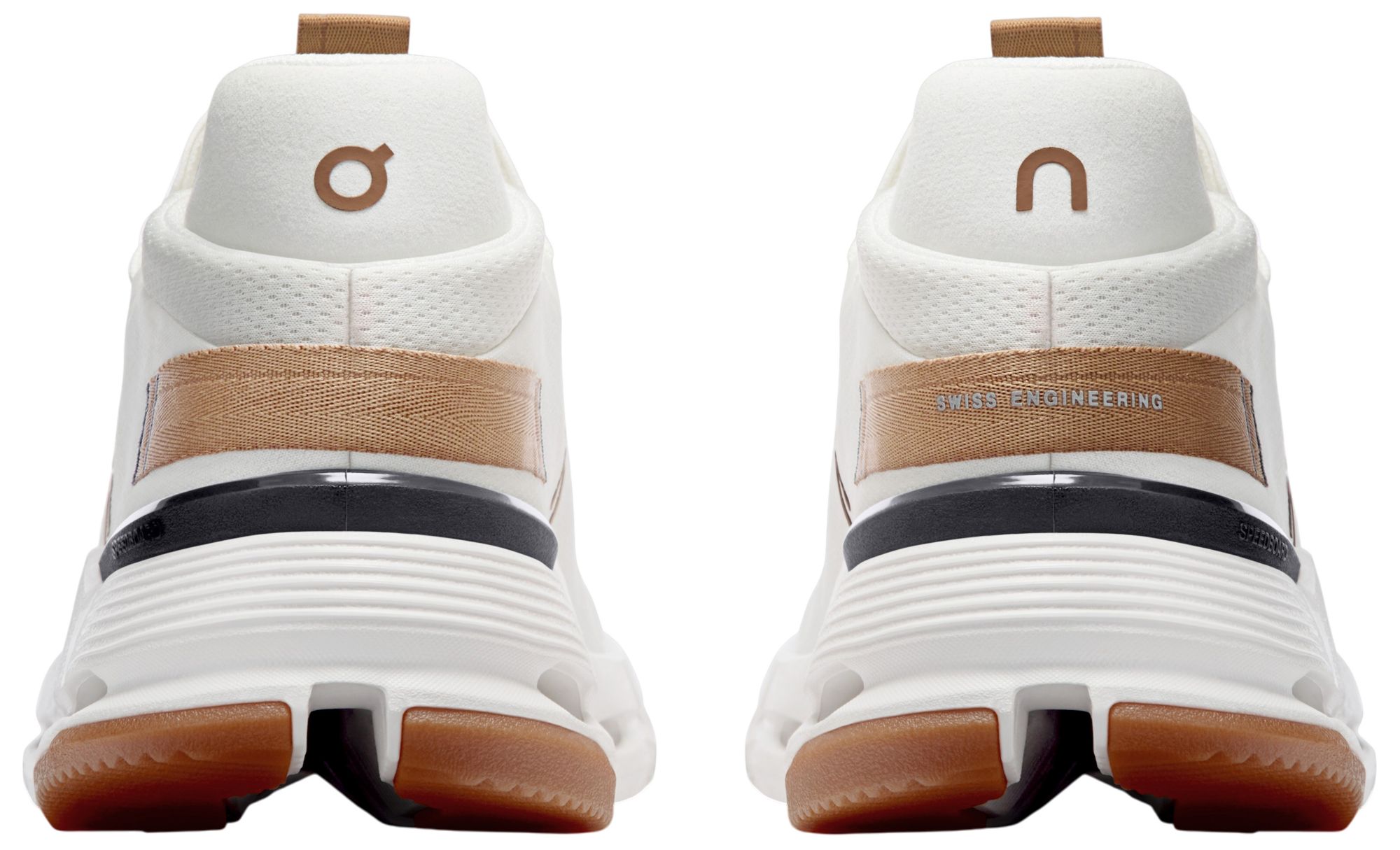 On Women's Cloudnova 2 Shoes product image