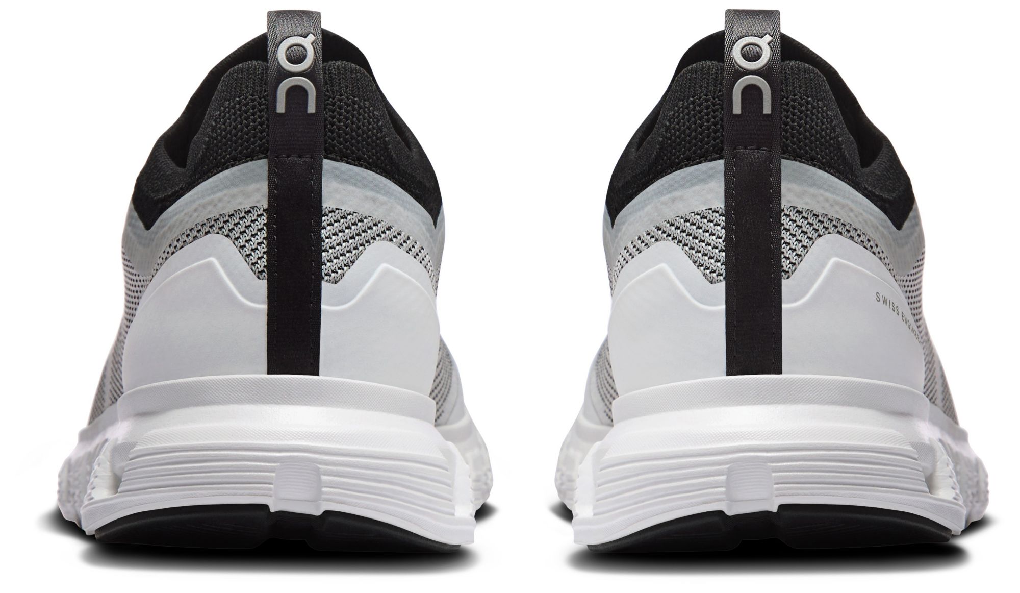 On Women's Cloud 6 Versa Shoes product image