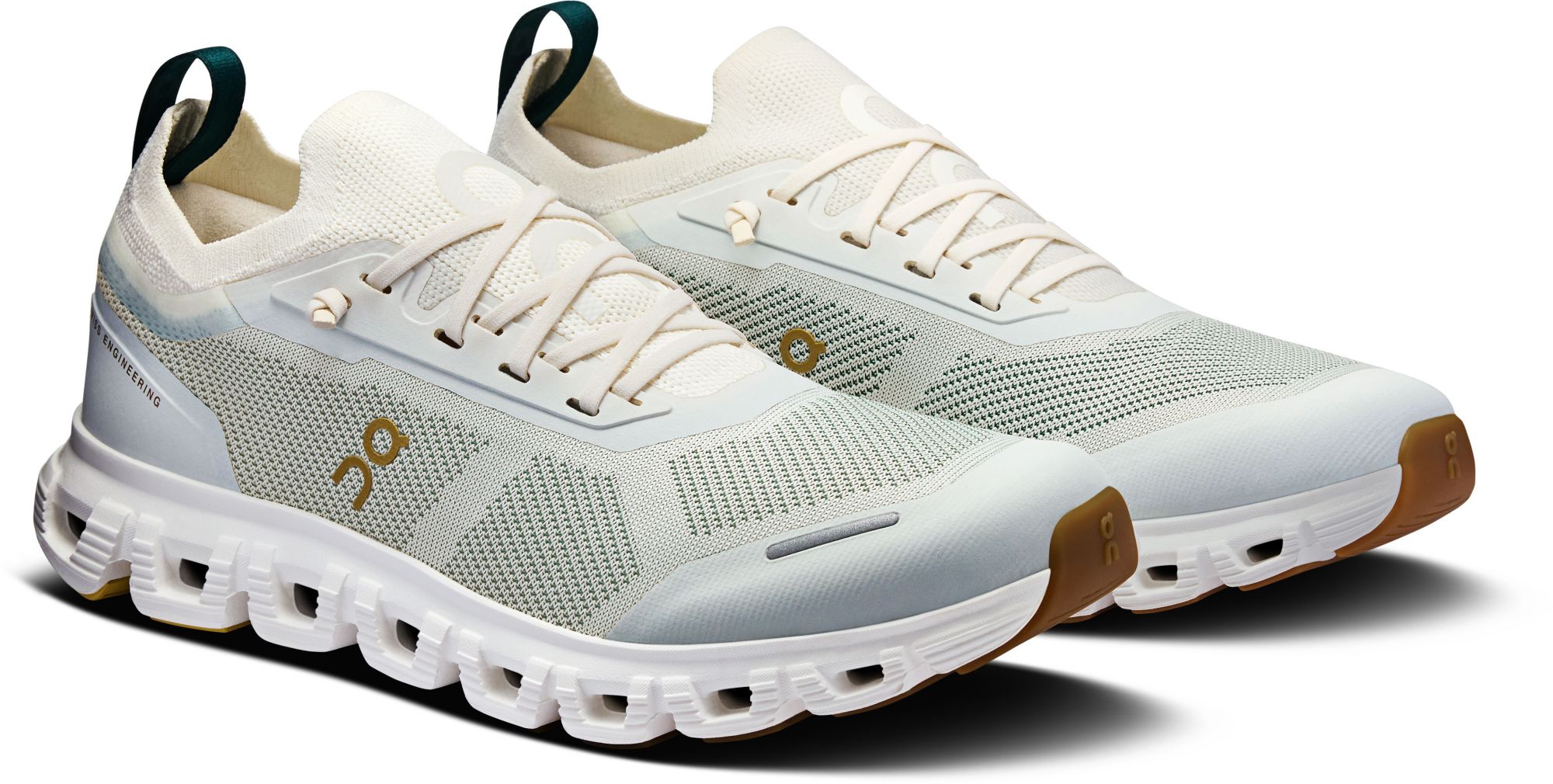 On Women's Cloud 6 Versa Shoes product image
