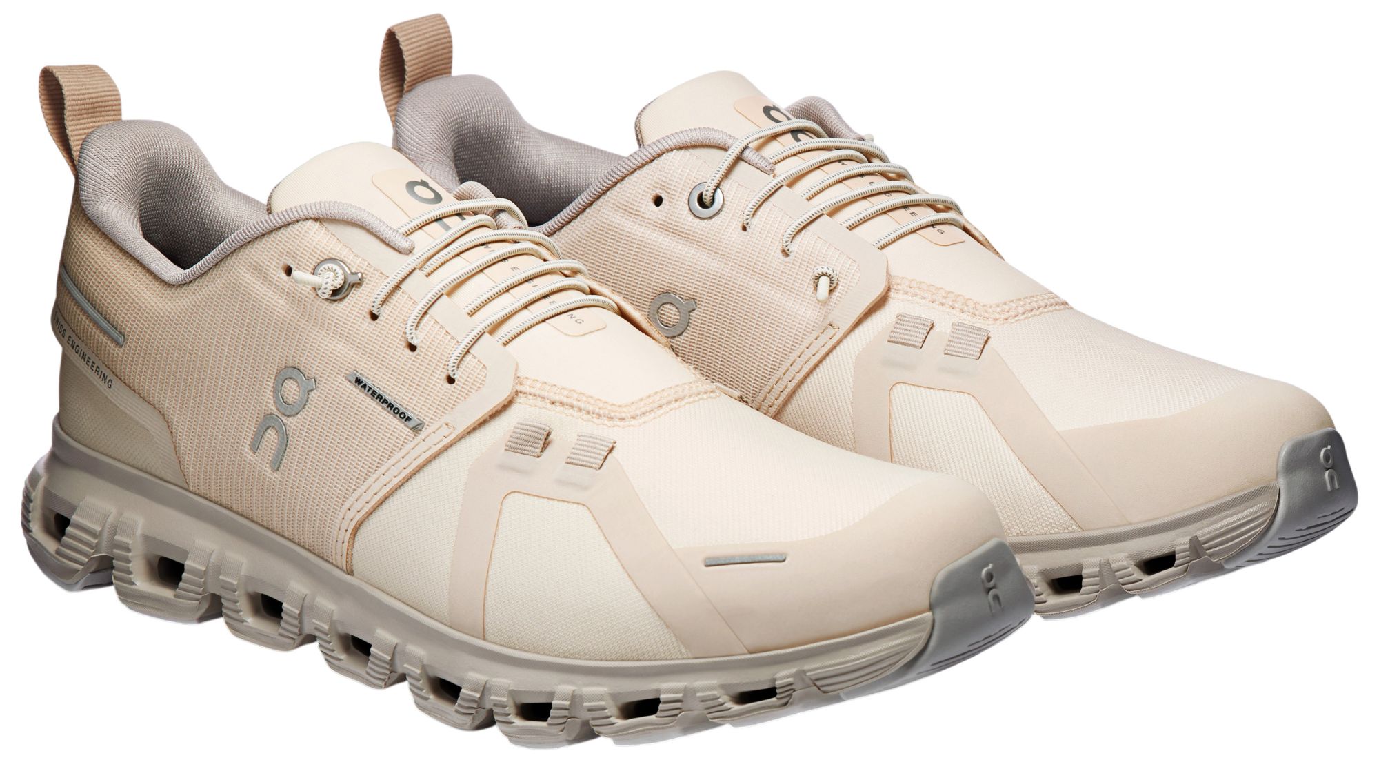 On Women's Cloud 6 Waterproof Shoes product image