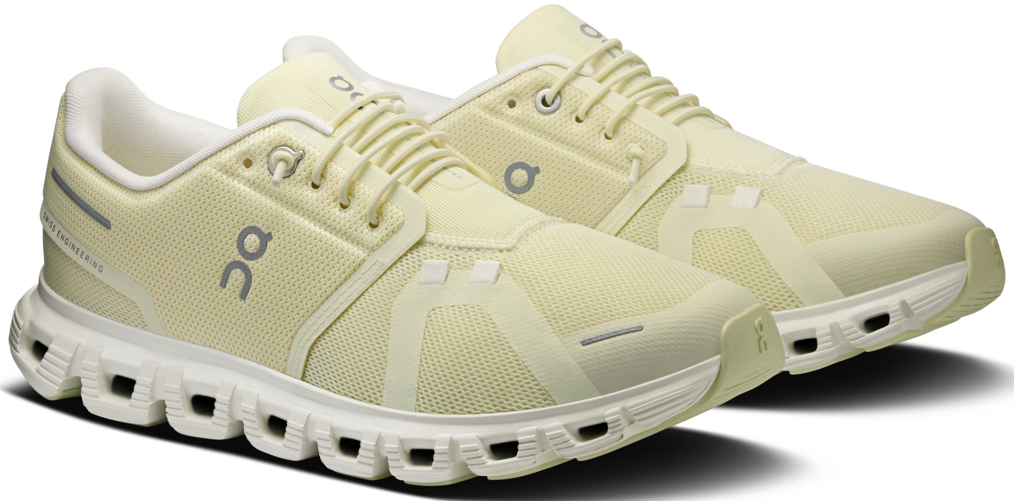 On Women's Cloud 6 Shoes product image